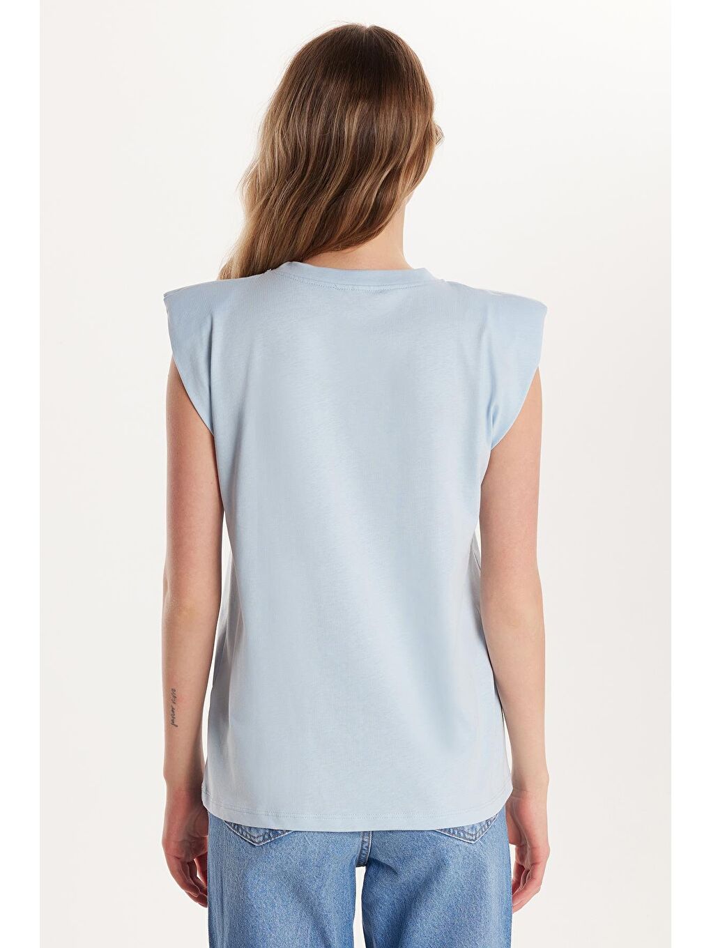 Kadın Relax Fit Rahat Kesim Sıfır Kol Bisiklet Yaka Mavi Tişört-4