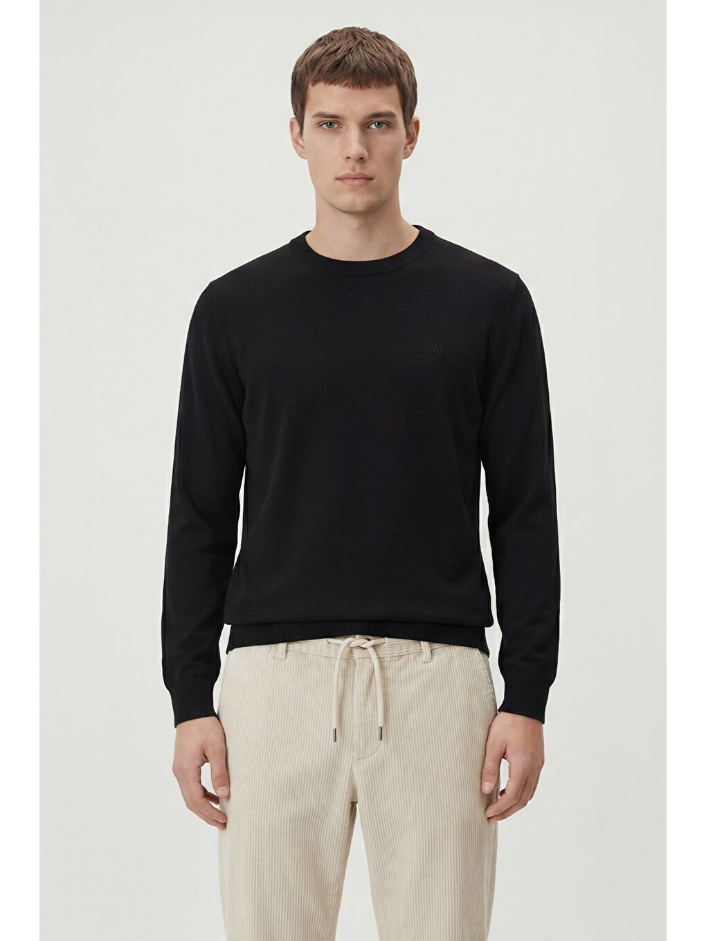 Siyah Sifir Yaka Trİko