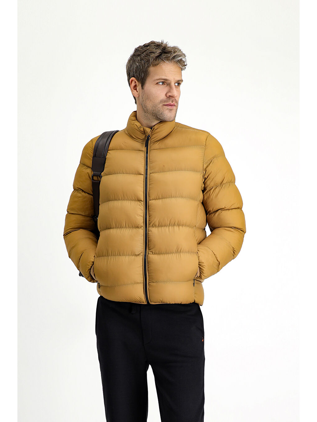 Sarı Çantalı Spor Şişme Mont