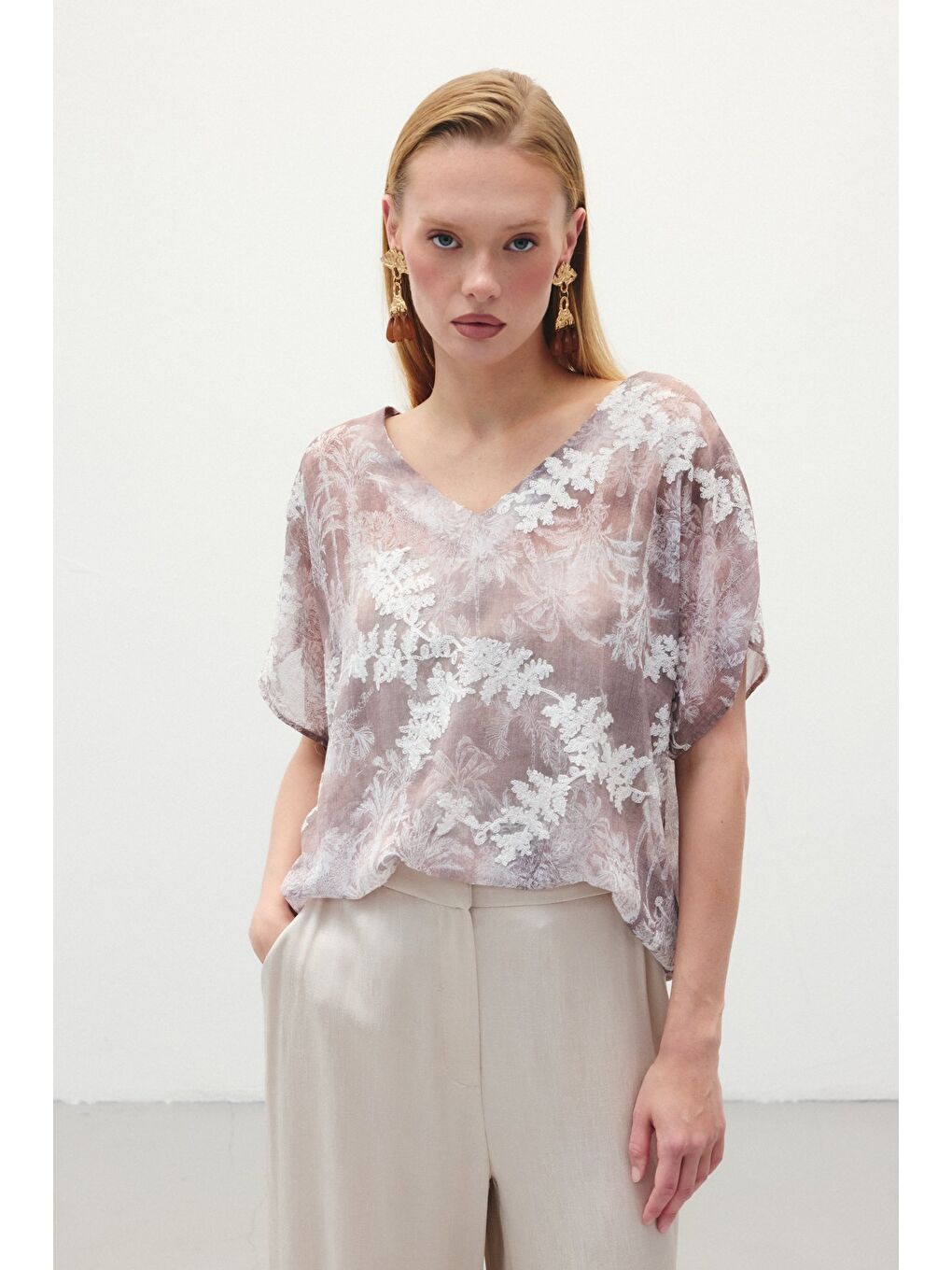 Kahverengi Nakışlı Kısa Kol Bluz - Camel-3