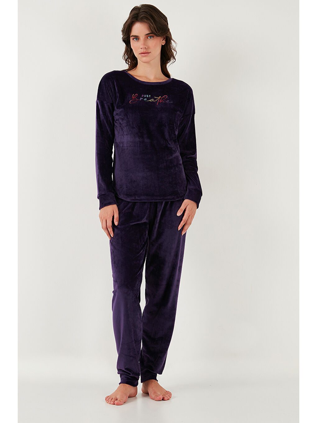Mor Regular Fit Yumuşak Dokulu Kadife Kadın Pijama Takımı 6094200W4-2