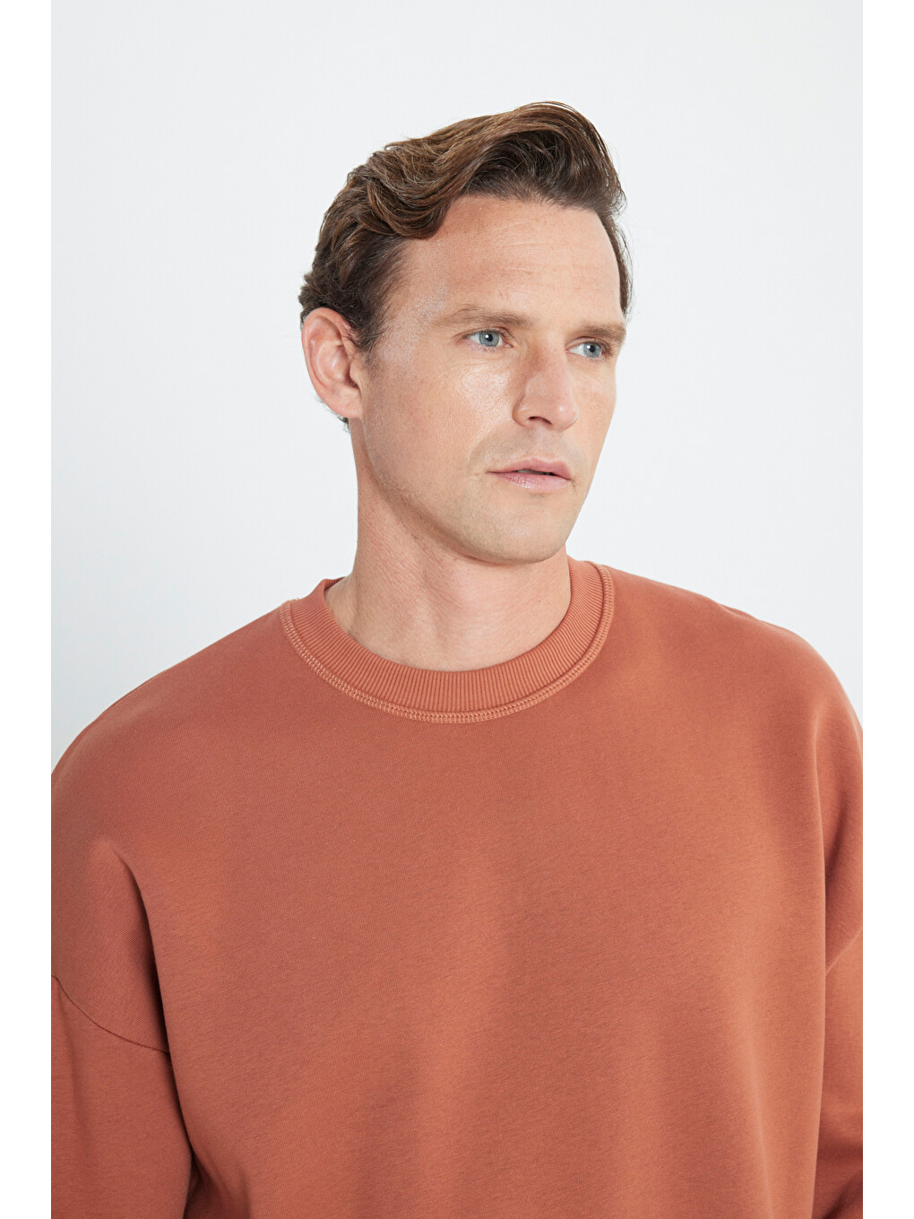 Kahverengi Erkek Açık Kahve Oversize Fit Bol Kesim Pamuklu İçi Polarlı Bisiklet Yaka Sweatshirt-3