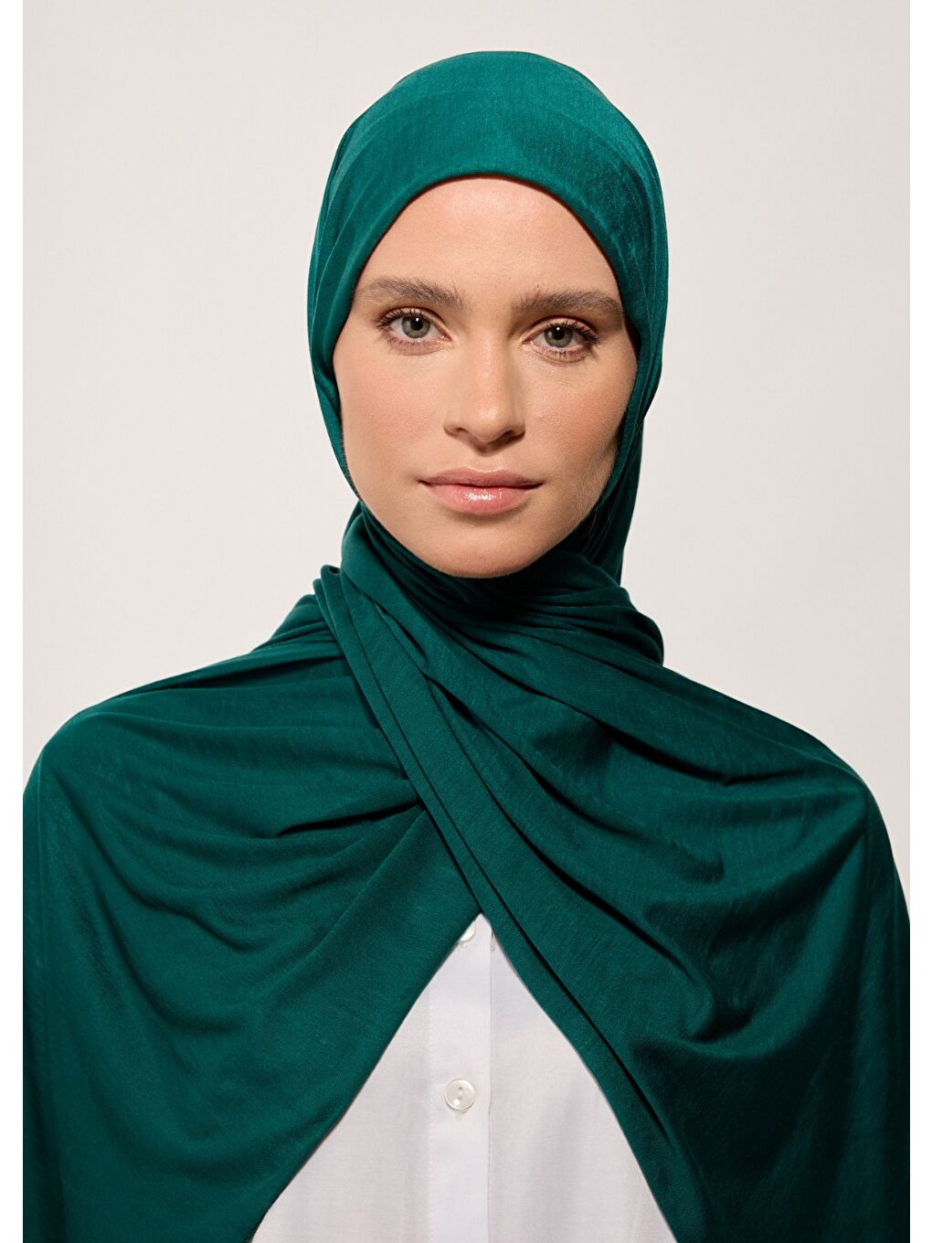 Tesettür Şal - Zümrüt Yeşili Penye