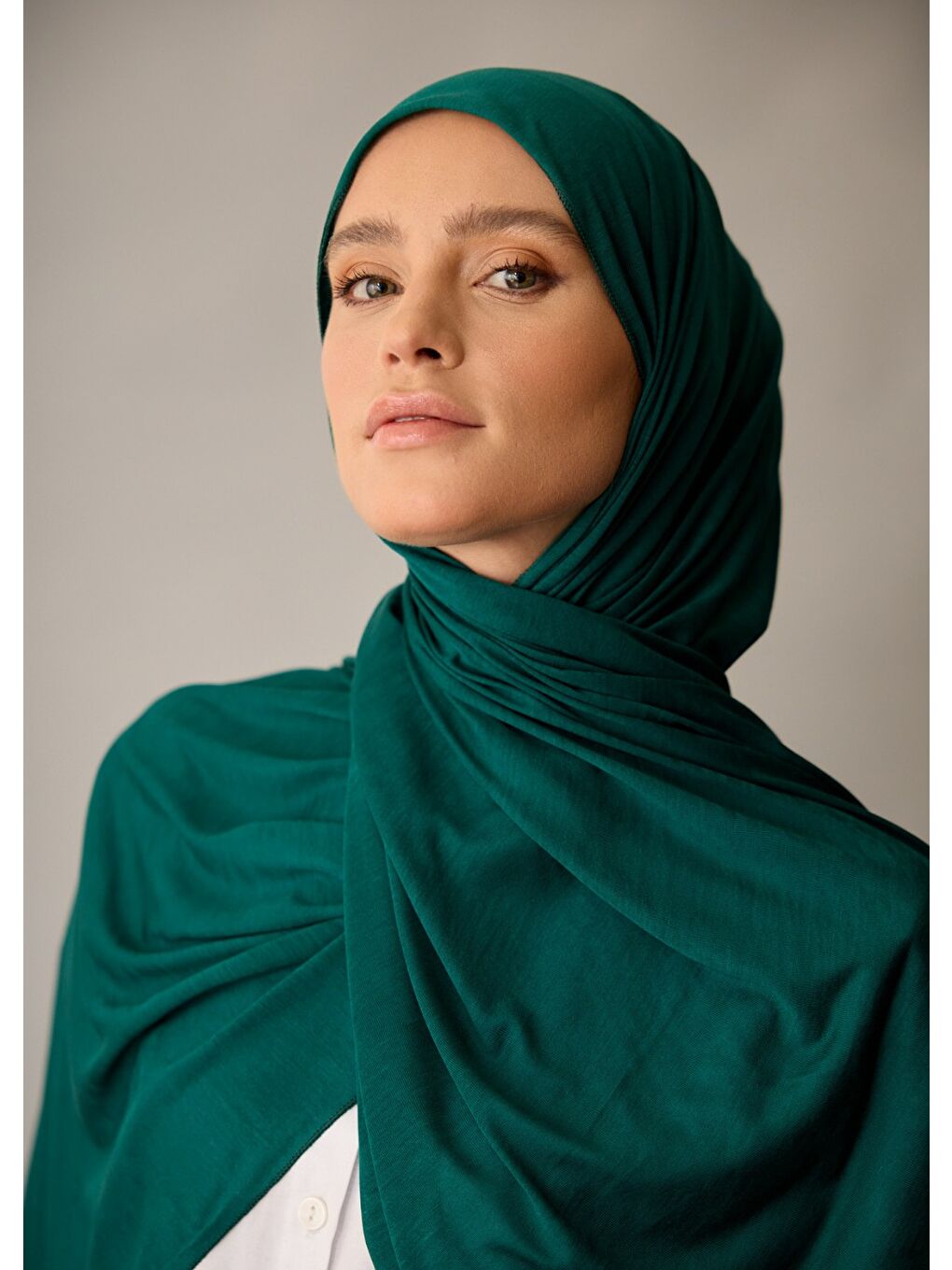 Tesettür Şal - Zümrüt Yeşili Penye-2