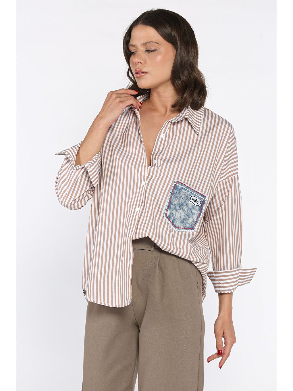 Bej Çizgili Cepli Kadın Salaş Gömlek-1