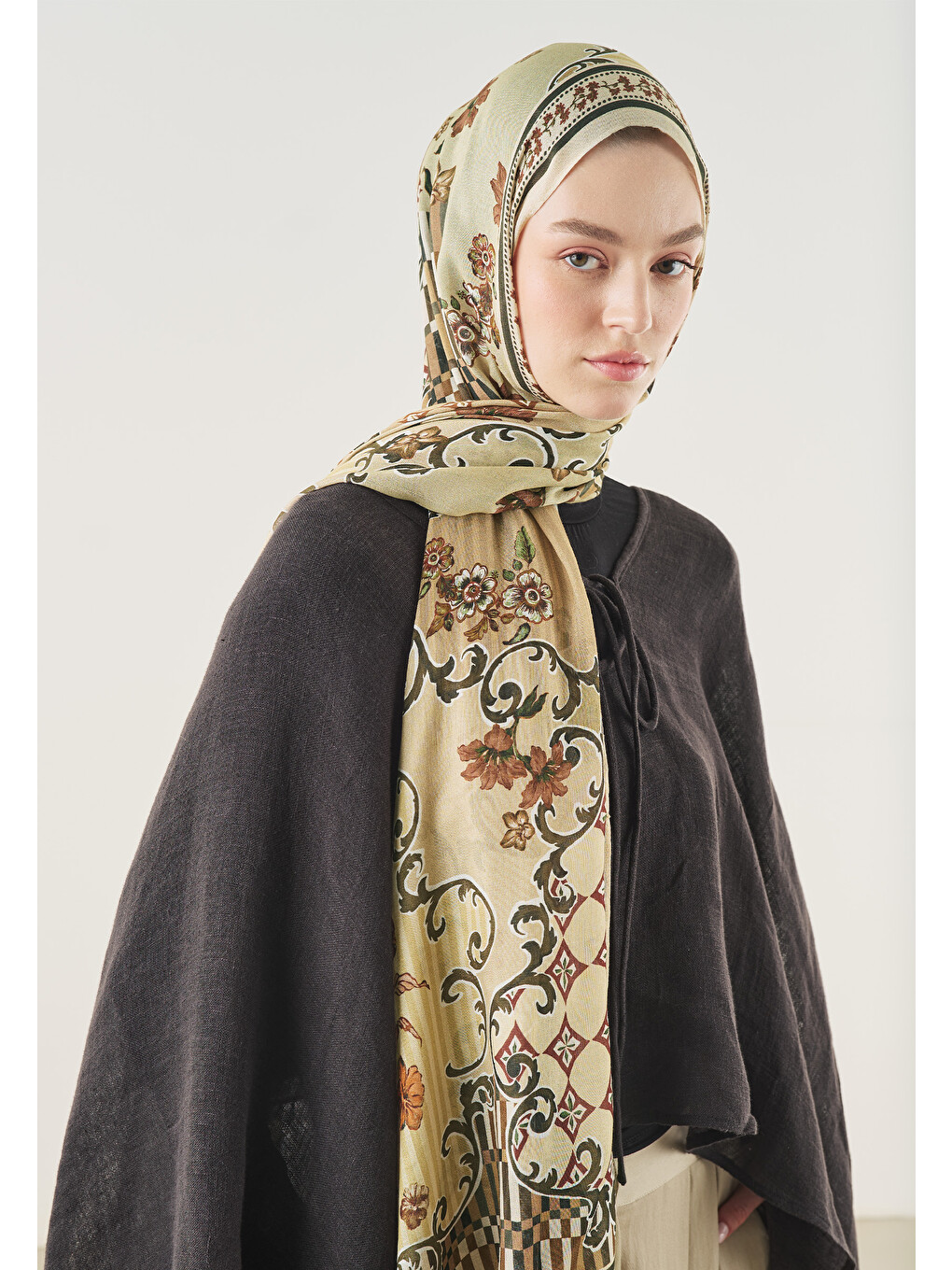 Ethnic Garden Desen Soft Viskon Şal Soft Yeşil-2