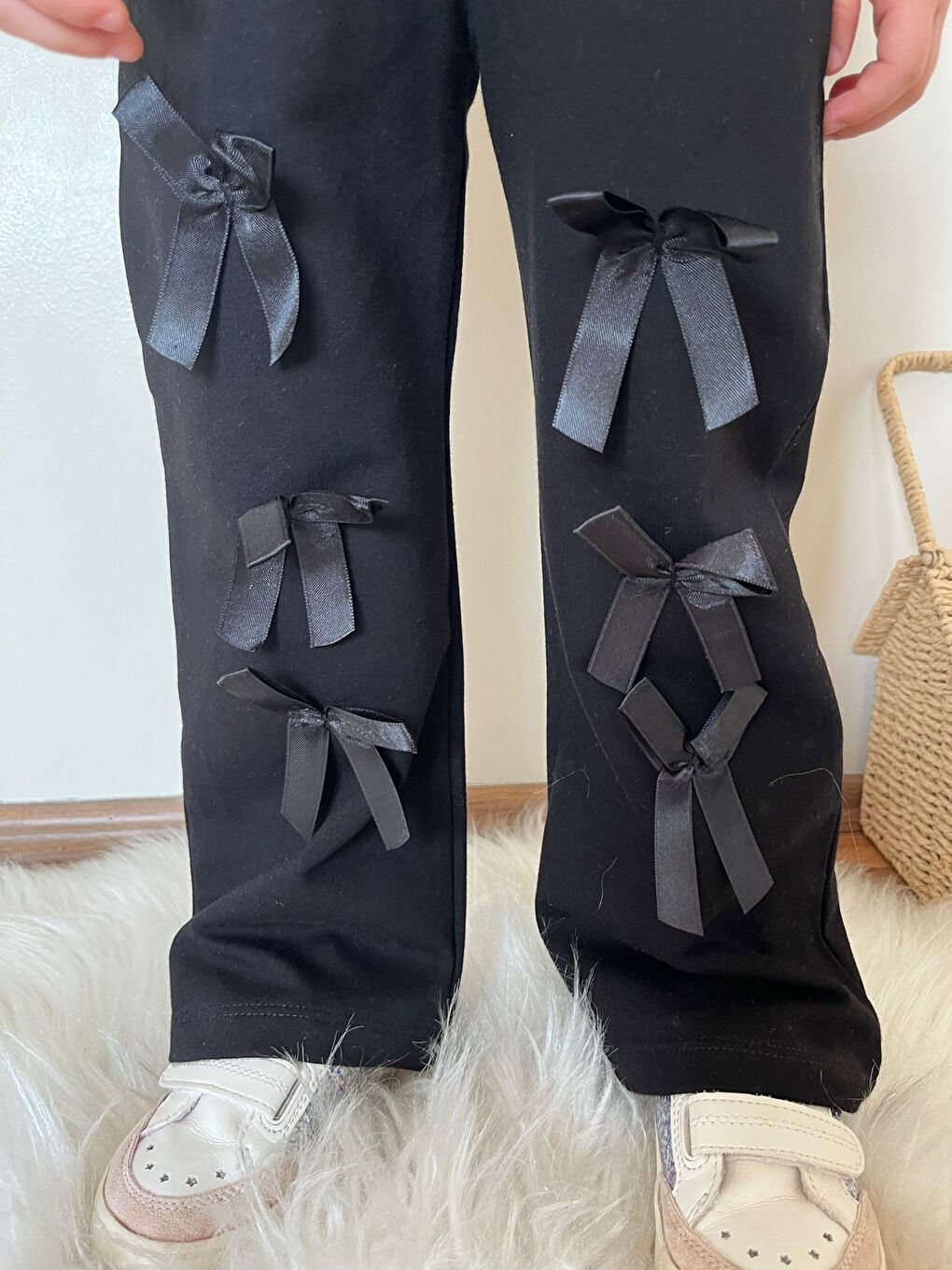 Siyah Kız Çocuk Kurdela Detay Eşofman Alt Üst Takım-3