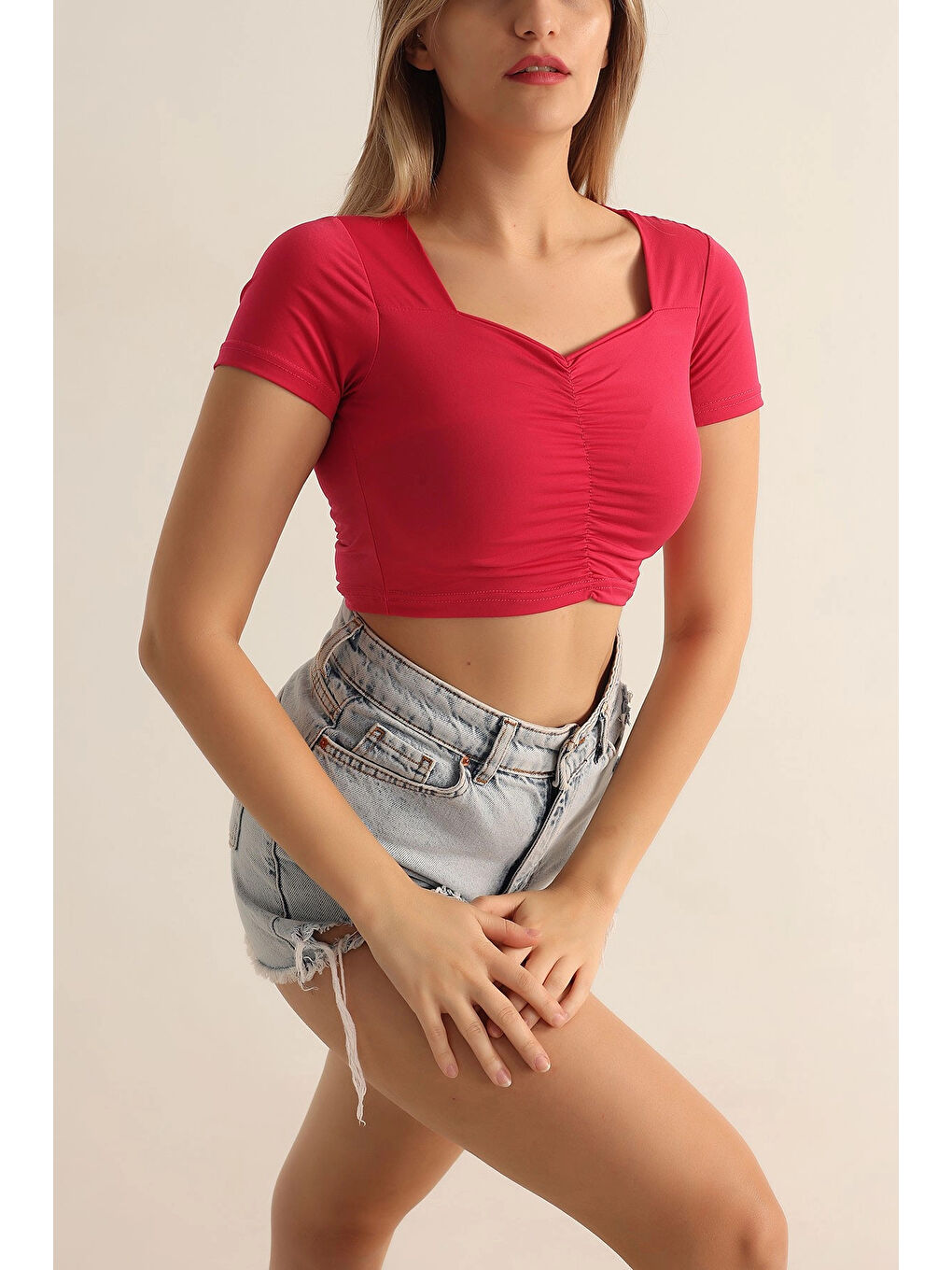 Kadın Pembe Kare Yaka Ön Büzgülü Crop Bluz HZL23S-SND120151-2