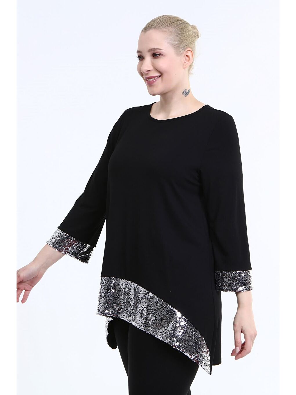 Mylinemoda Siyah Kolları Ve Etek Ucu Payetli Tunik - 3