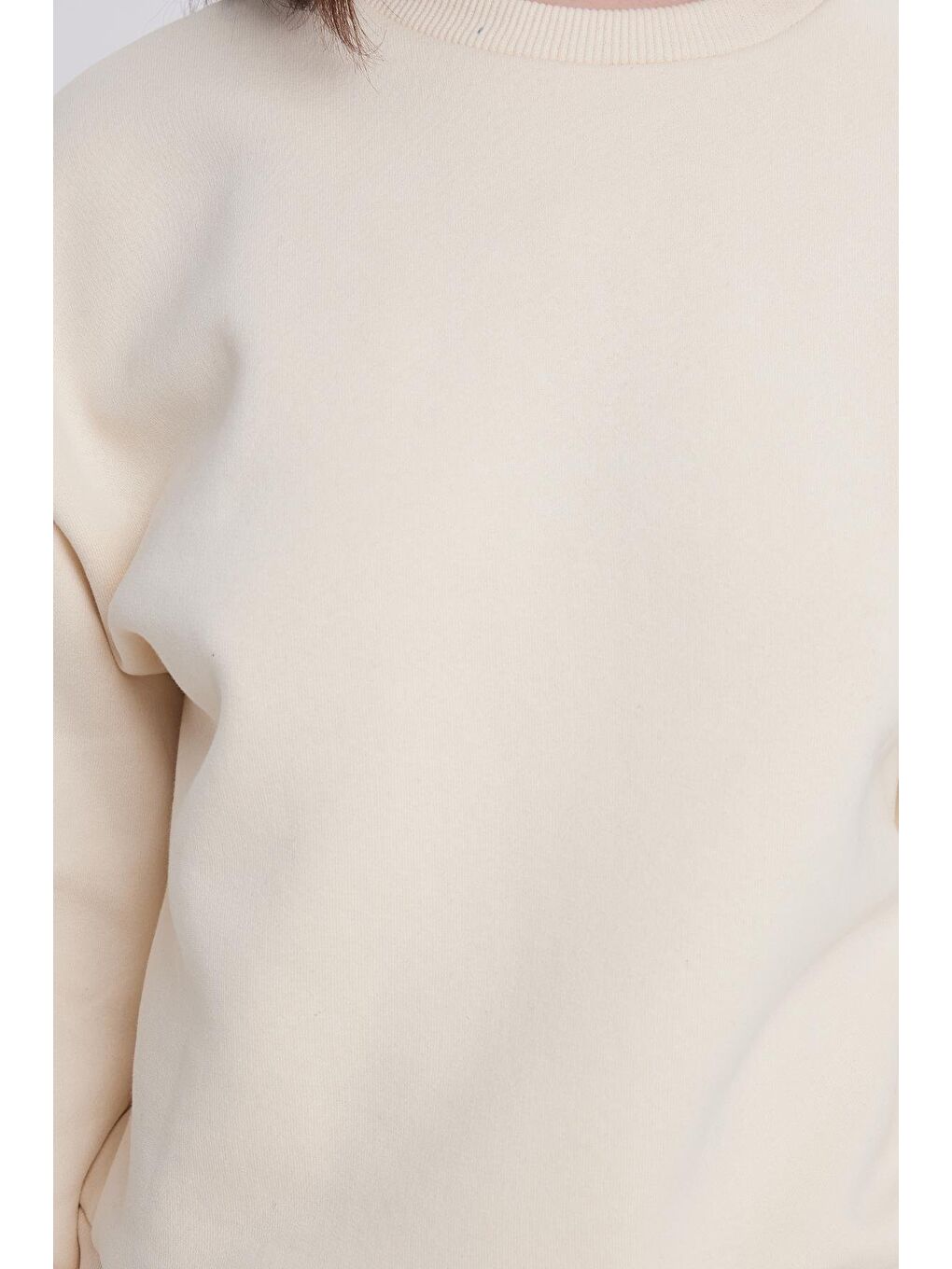 Bej Kadın Regular Fit Pamuklu 3 İplik Yumuşak Dokulu İçi Polarlı Bisiklet Yaka Taş Eşofman Takımı-5