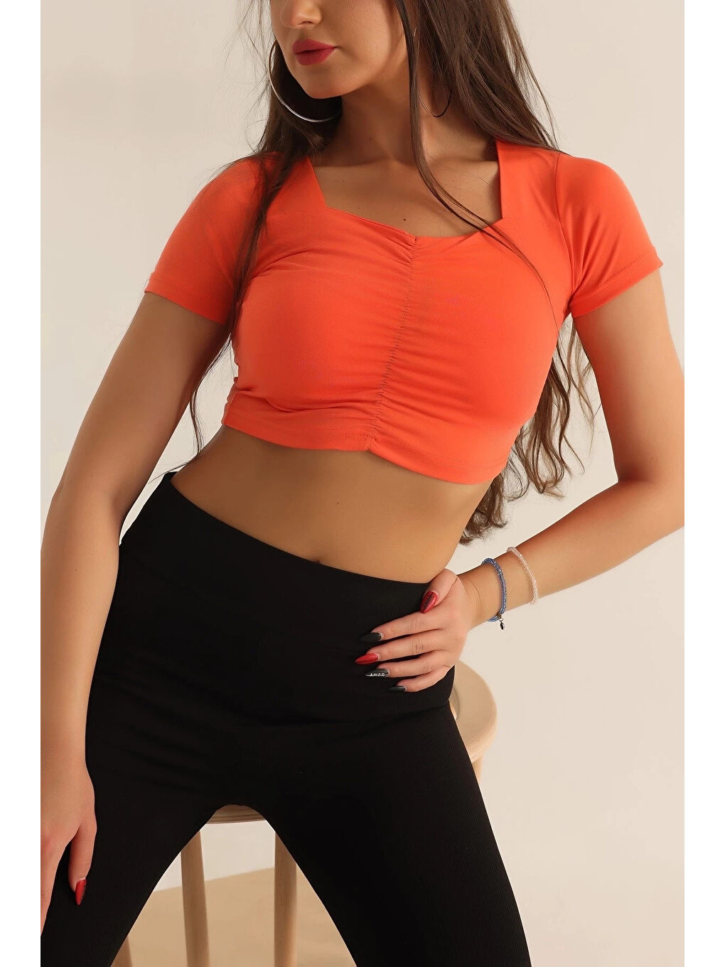 Turuncu Kadın Oranj Kare Yaka Ön Büzgülü Crop Bluz HZL23S-SND120151-1