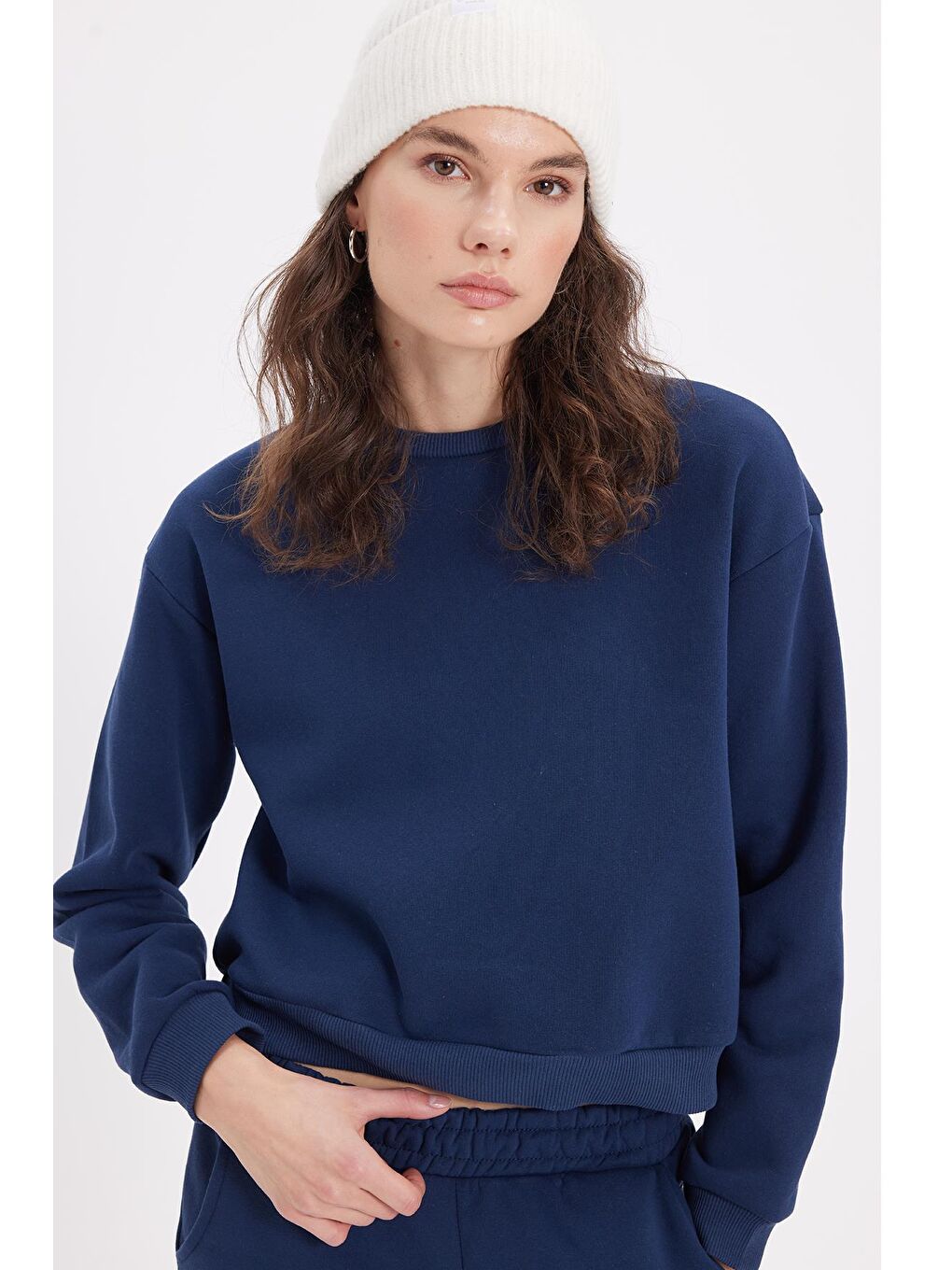 Kadın Regular Fit Pamuklu 3 İplik Yumuşak Dokulu İçi Polarlı Bisiklet Yaka Lacivert Eşofman Takımı-1