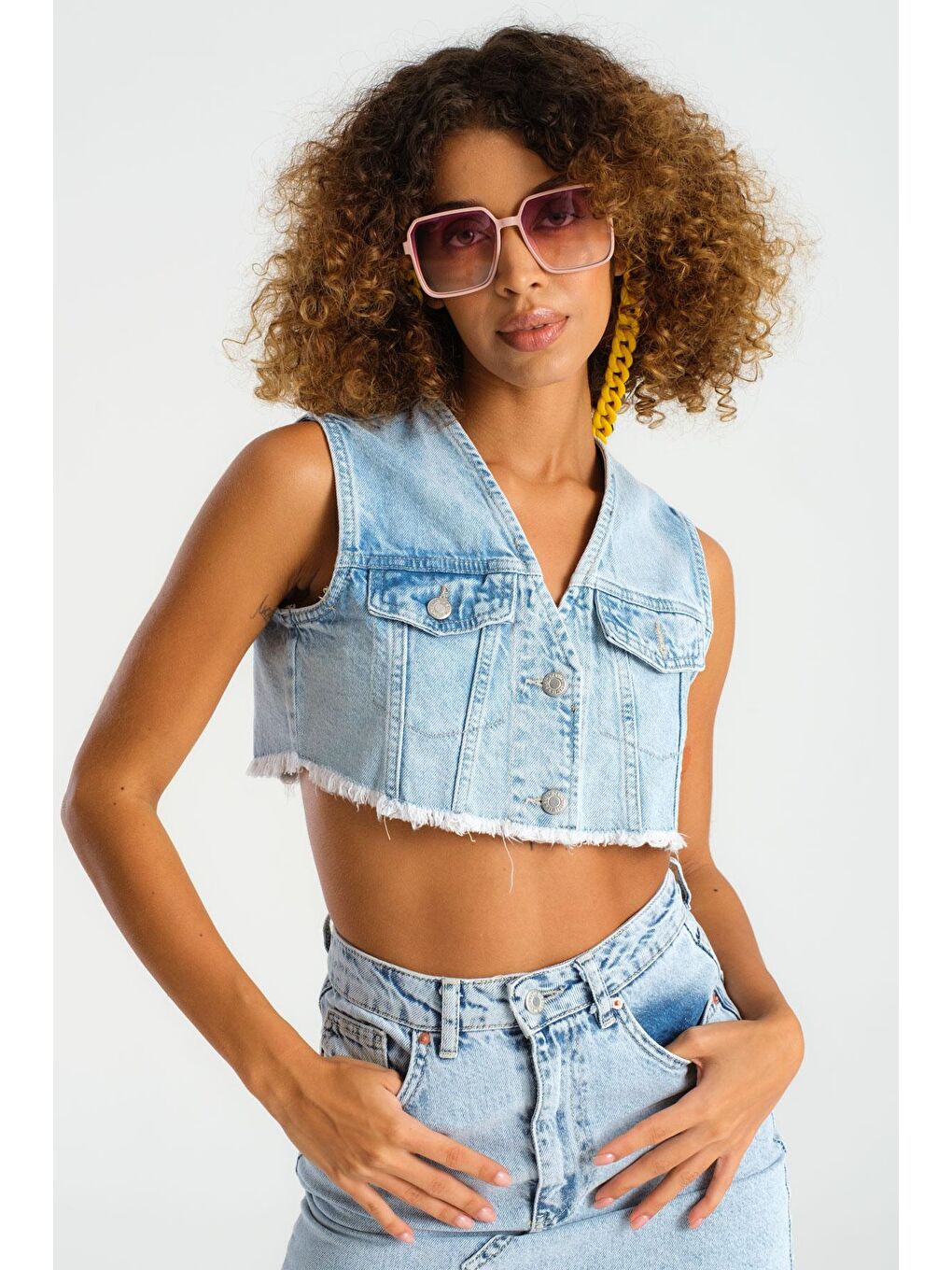 Mavi Kadın Snow  Rengi Önü Düğmeli Crop Denim Yelek-1