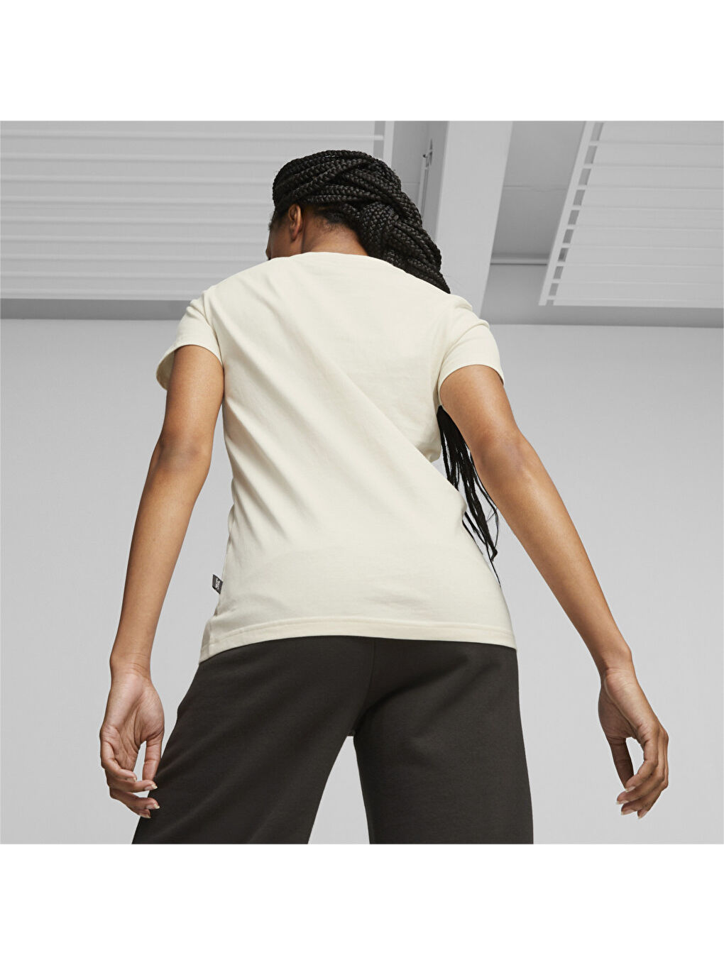 Better Essentials Kadın Ekru Yuvarlak Yaka Tişört-3