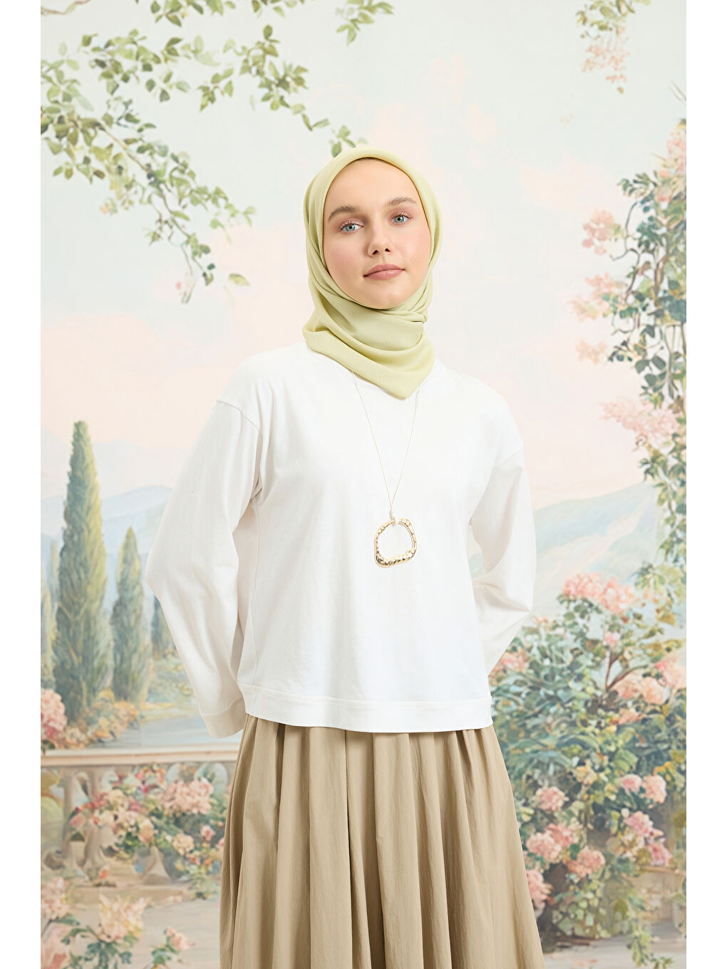 Floş Viskon Düz Eşarp Uçuk Yeşil-1