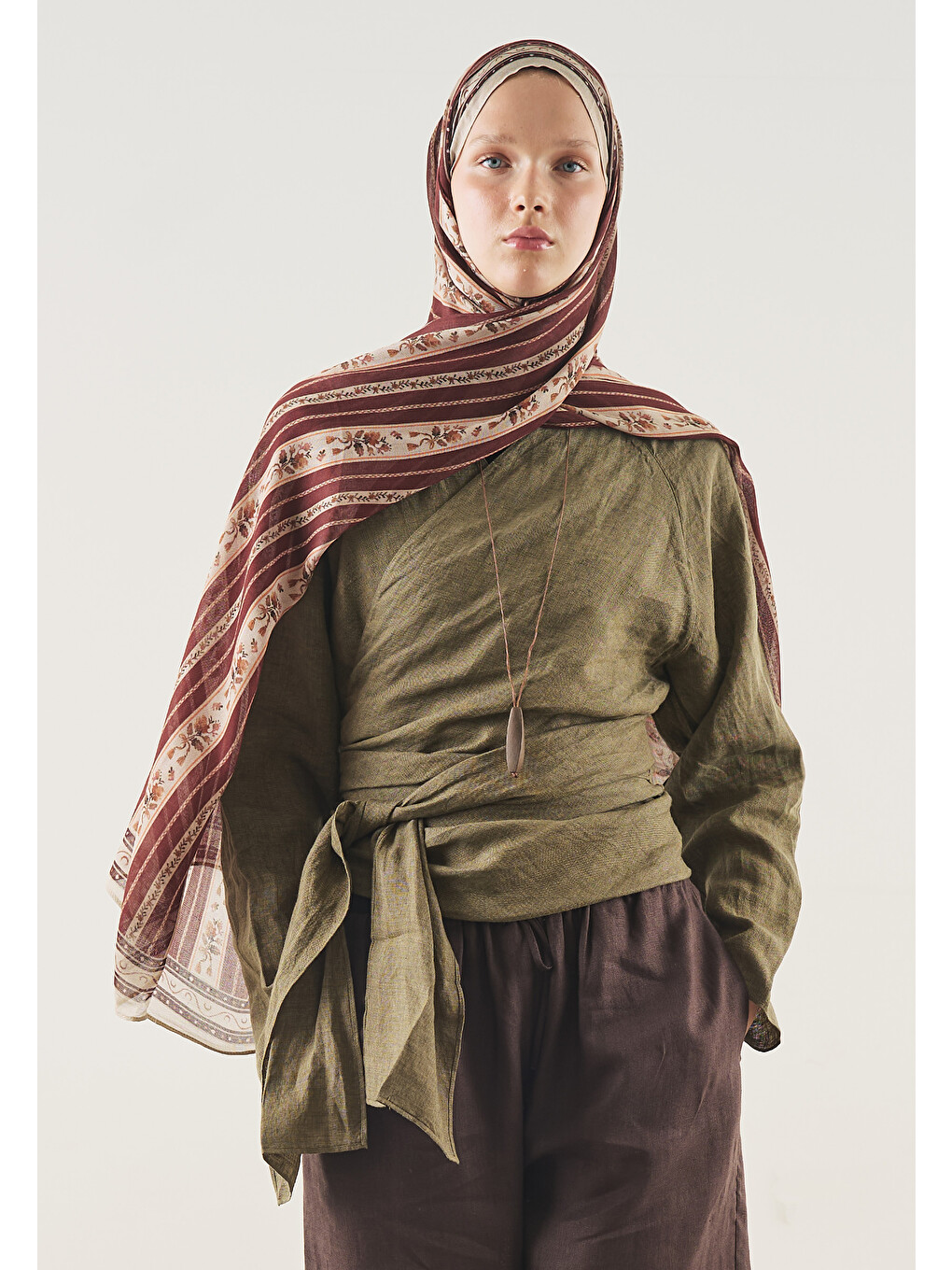 Floral Lines Desen Soft Viskon Şal Bordo
