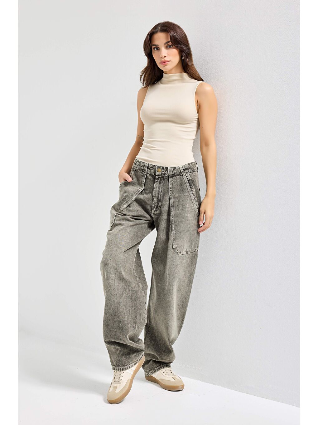 Mavi Kadın Jean Rengi 4s6-133 Ballon Baggy Fit %100 Pamuk Yandan Cepli Denim Jean-1