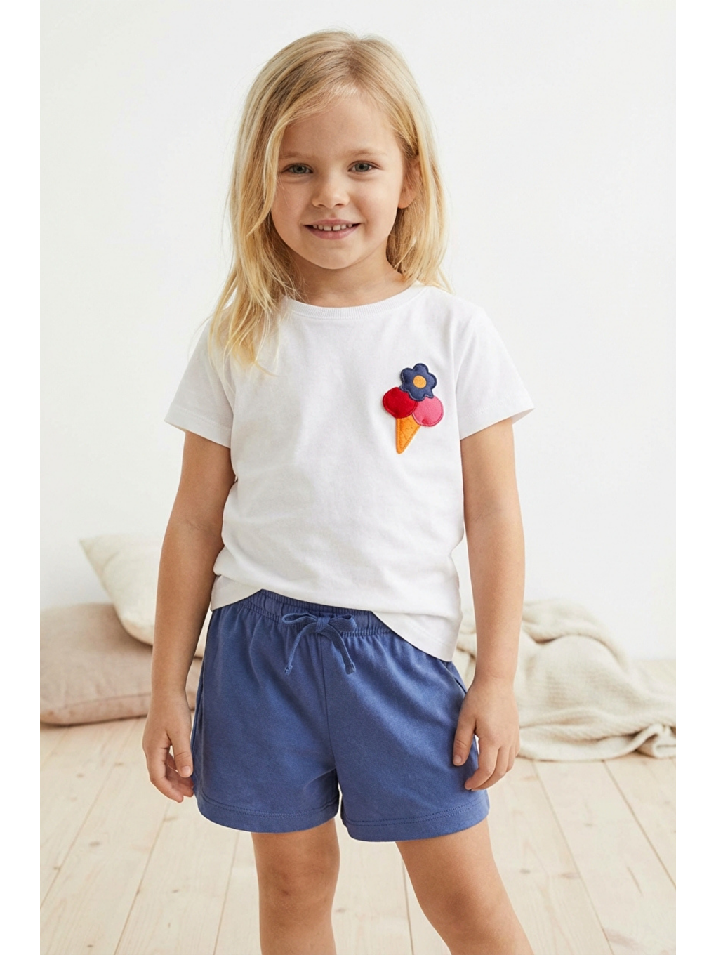 Ekru Kız Çocuk Floral Dondurma Desenli Şortlu Pijama Takımı