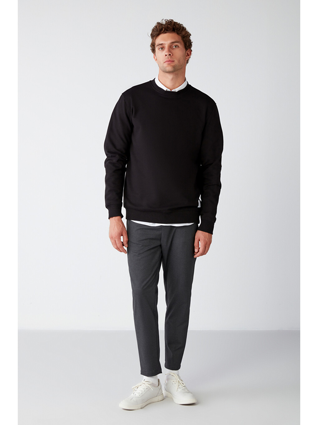 Travıs Erkek Organik Kumaşlı Yumuşacık Regular Fit Yuvarlak Yakalı Siyah Sweatshirt-4