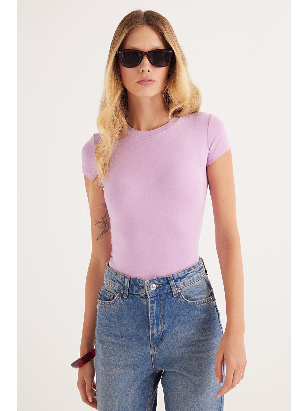 Kadın Regular Fit Klasik Kesim Bisiklet Yaka Viskon Kumaş Ultra Soft Lila Tişört-1