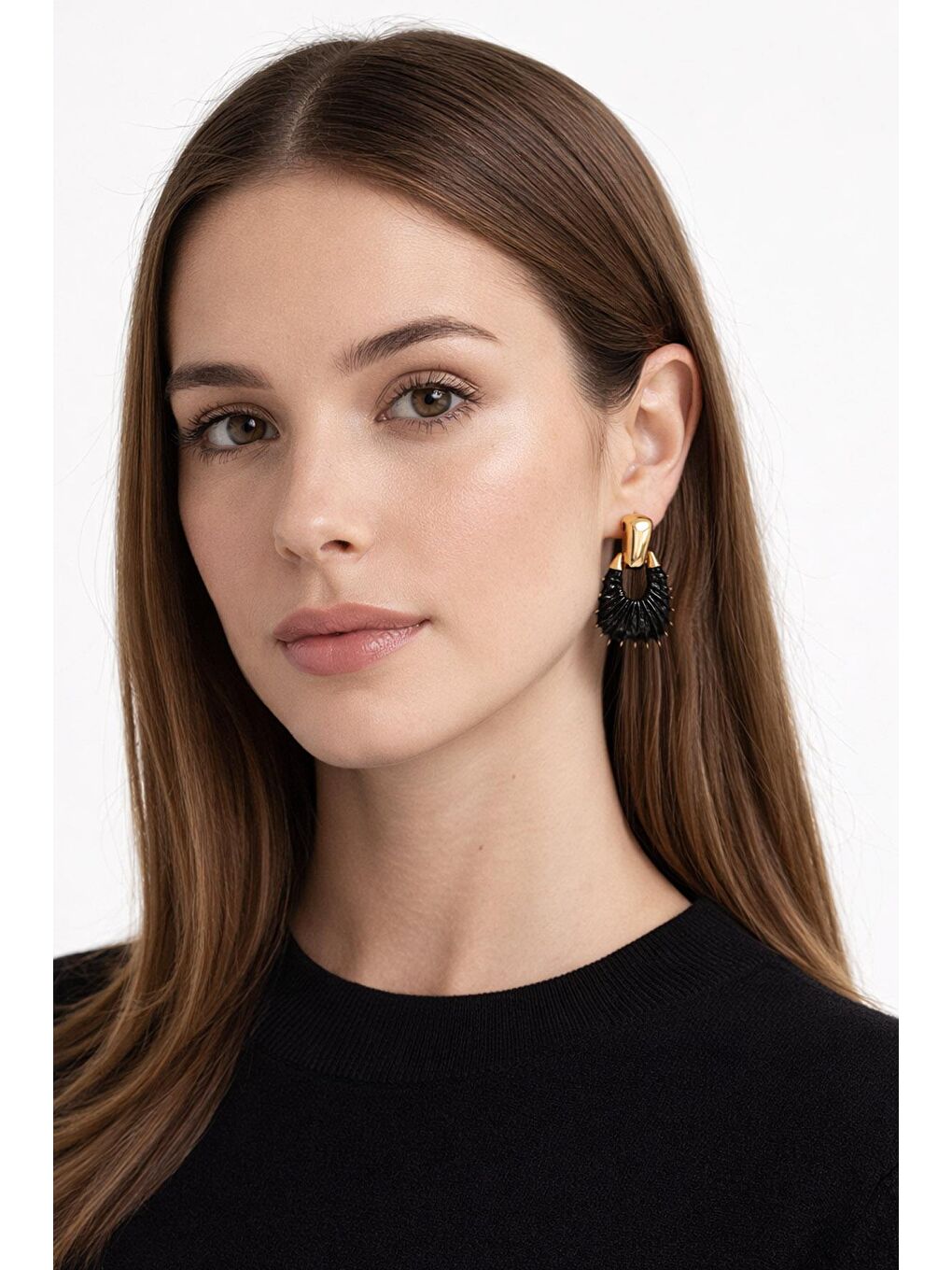 Siyah Deri Detaylı Vintage Küpe-2