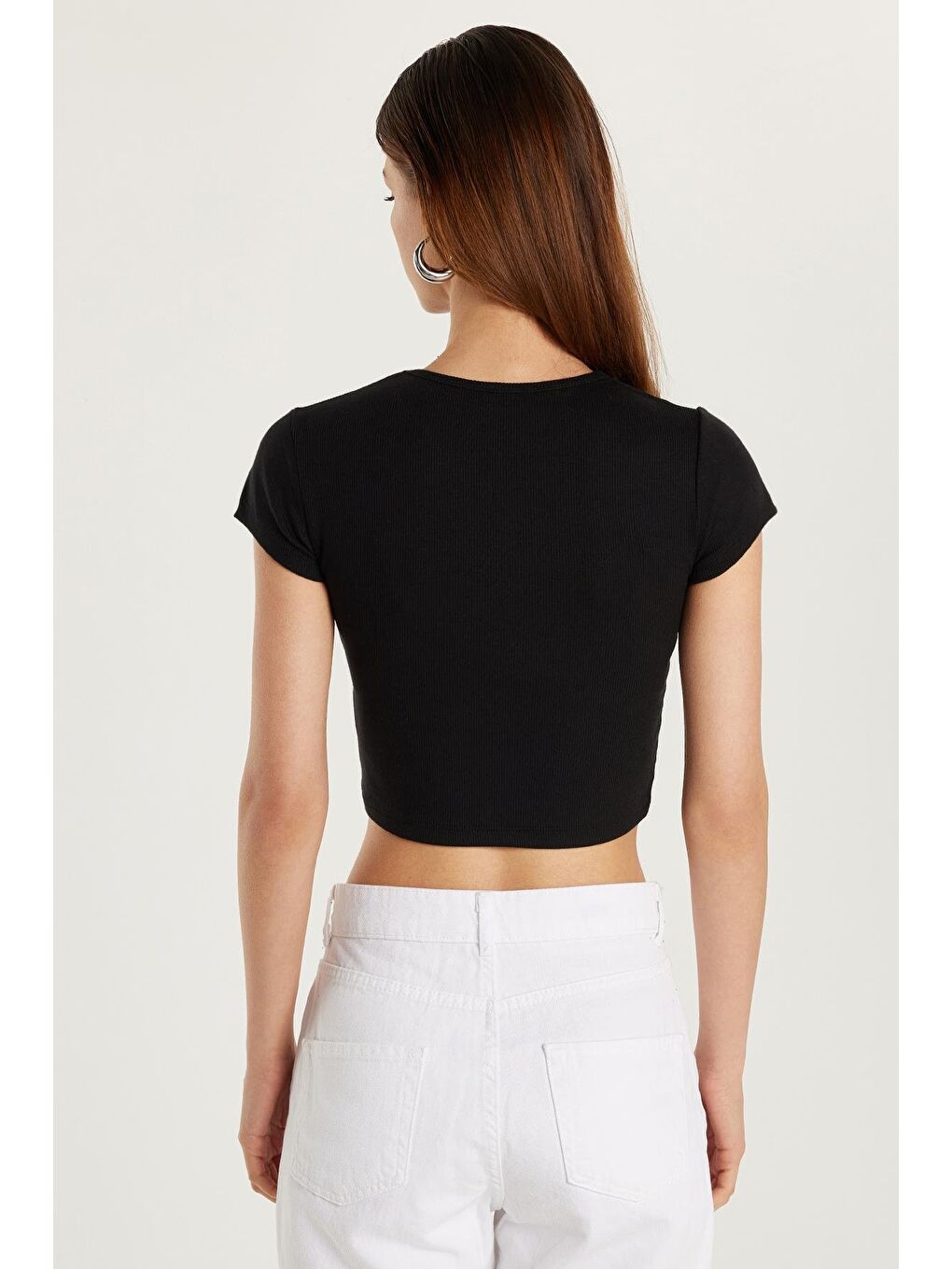 Kadın Modal Kumaş Slim Fit Dar Kesim Kısa Kollu Bisiklet Yaka Siyah Tişört-4