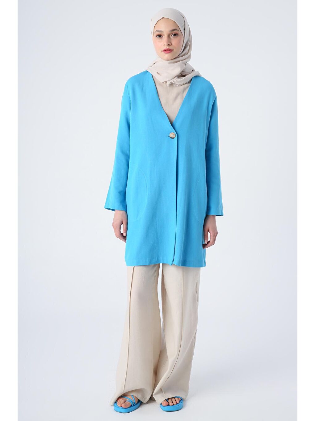 Turkuaz Tek Düğmeli V Yaka Cepli Keten Yırtmaçlı Ceket-1