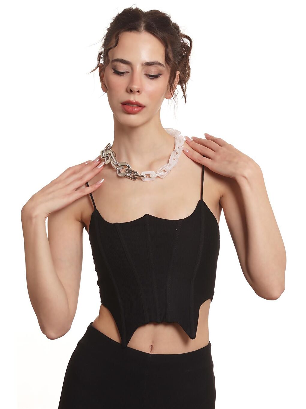 Kadın Kalın Zincir Formlu Beyaz &Gümüş Renk Geçirmeli Akrilik Tasarım Kolye-2