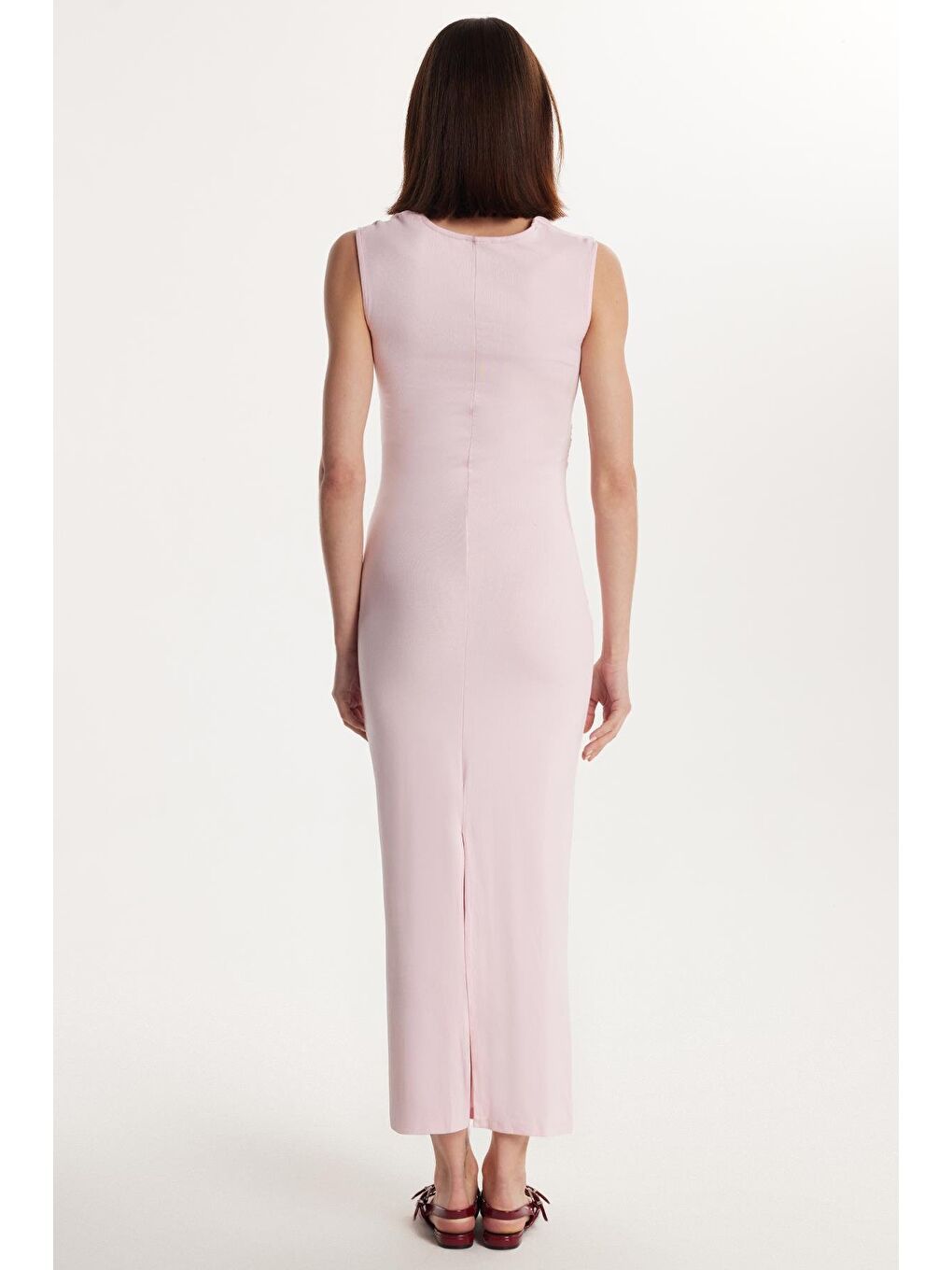Kadın Modal Kumaş Standart Fit Normal Kesim Kare Yaka Arka Yırtmaçlı Viskon Pembe Elbise-4