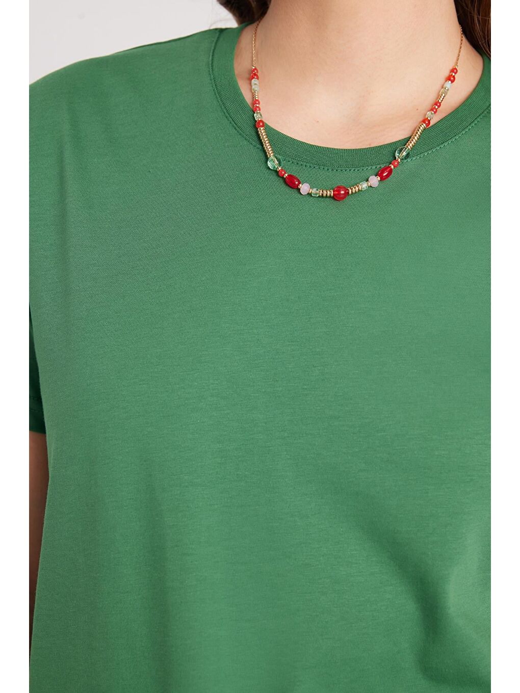 Kadın Bol Kesim Rahat Duruş %100 Pamuk Yumuşak Dokulu Yeşil Bisiklet Yaka Tişört-2