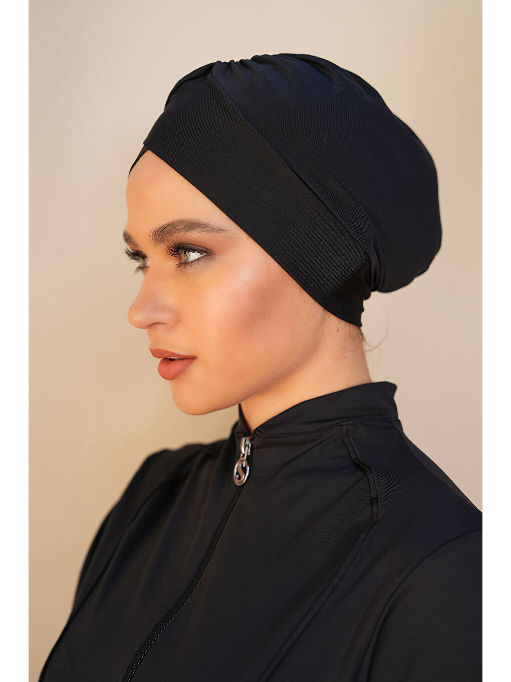 Siyah Çapraz Esnek Kumaş Deniz Havuz Yüzücü Tesettür Mayo Bonesi SB539-3