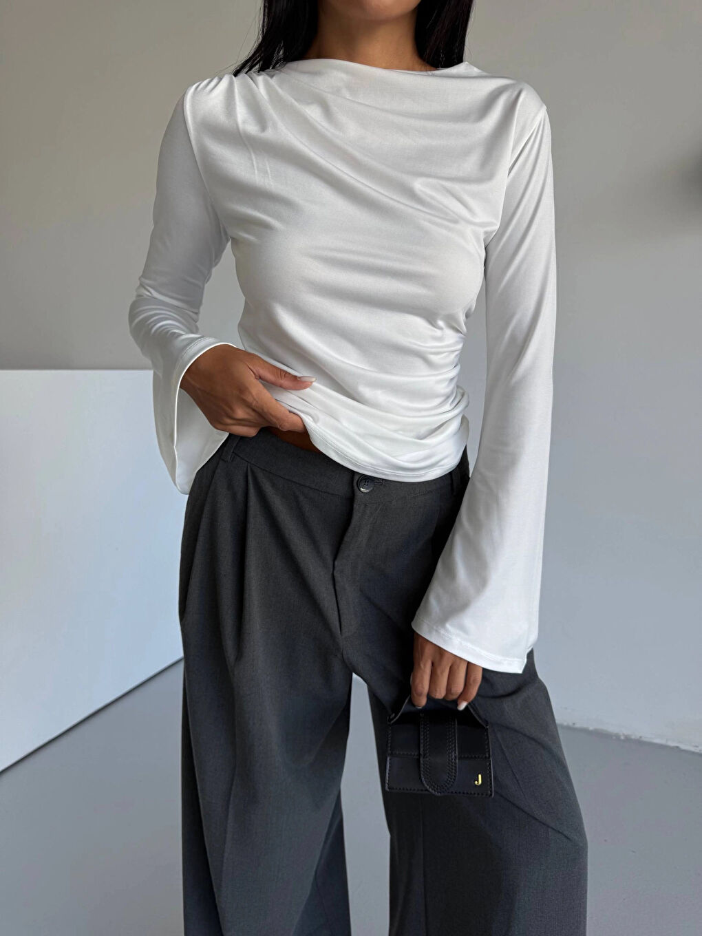 Kadın Beyaz Drape Detaylı İspanyol Kol Sany Bluz HZL25W-FRY123431-1