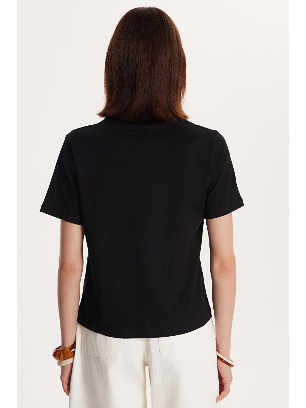 Kadın Relax Fit Rahat Kesim %100 Pamuk Baskılı Bisiklet Yaka Siyah Tişört-4