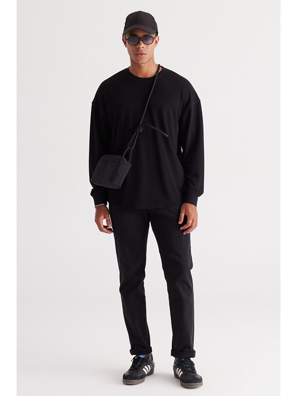 Erkek Siyah Loose Fit Bisiklet Yaka Jakarlı Sweatshirt-2