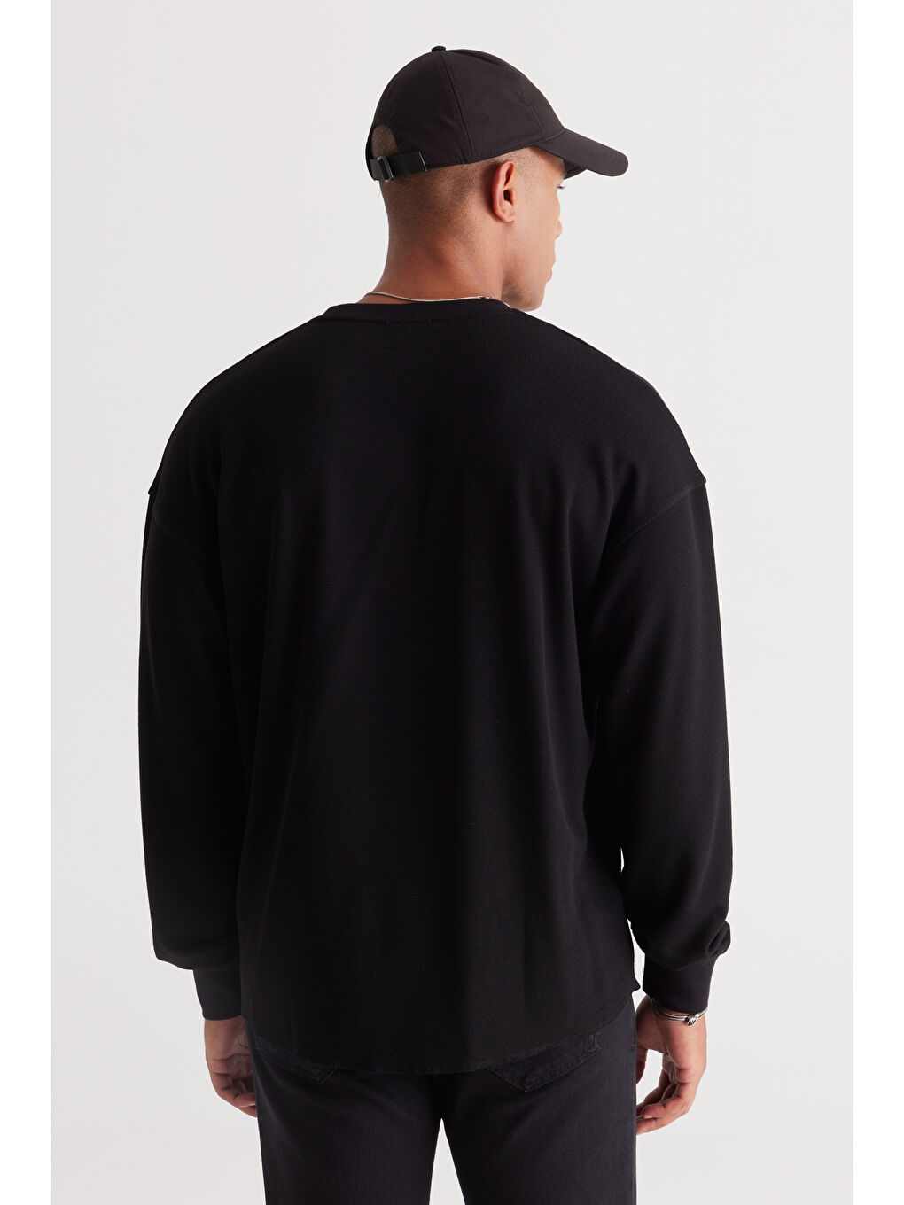 Erkek Siyah Loose Fit Bisiklet Yaka Jakarlı Sweatshirt-5