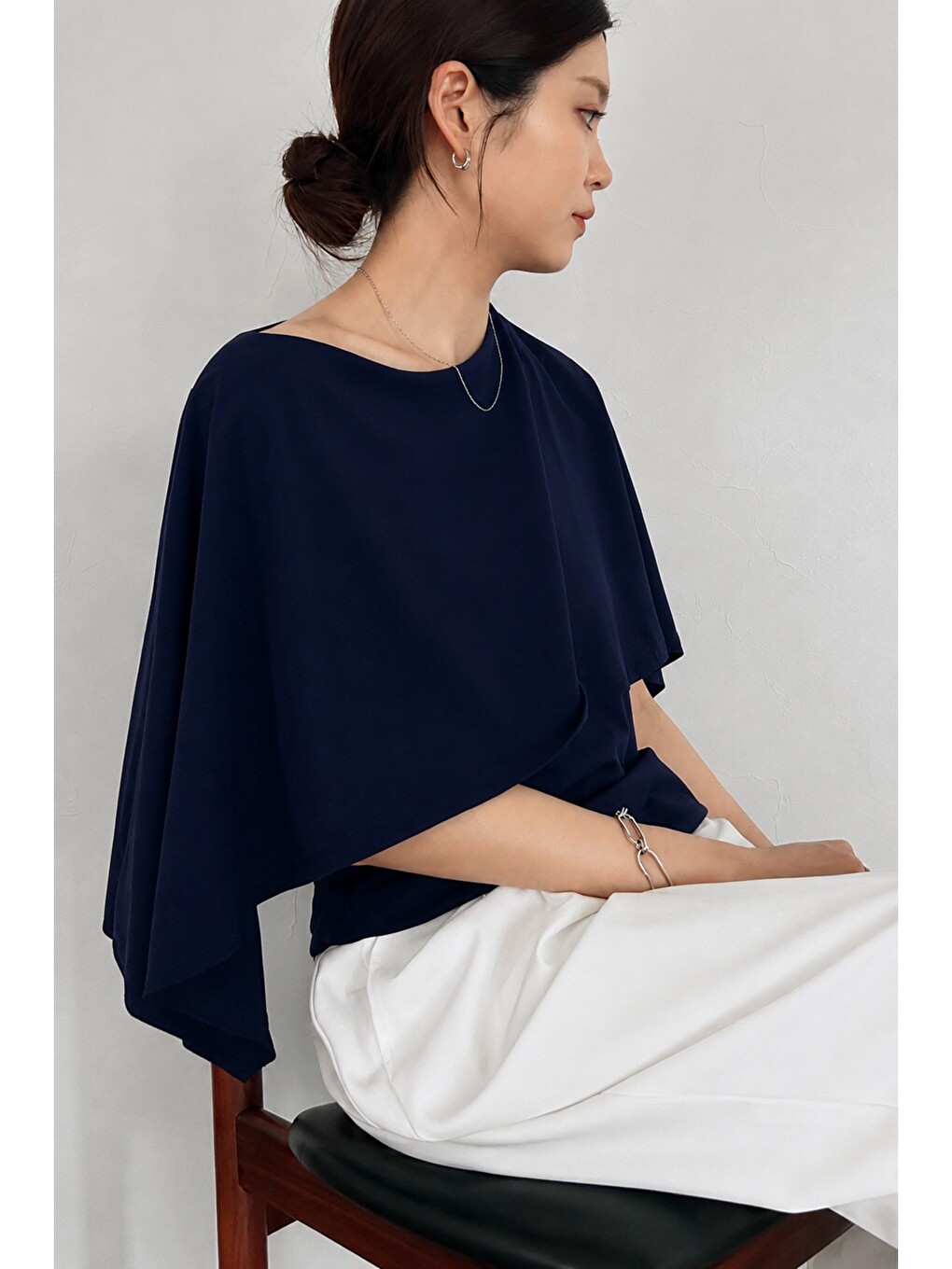 Lacivert Kadın Pelerin Detaylı Trend Bluz-5