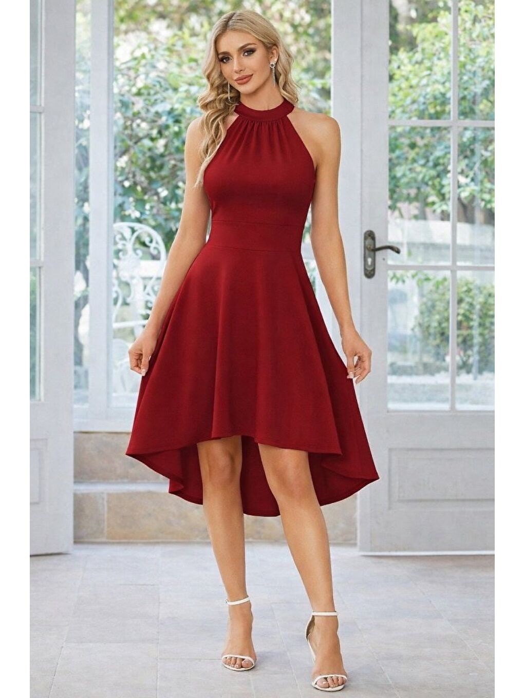 Kırmızı Kadın Omuzlardan Açık Boyundan Halka Detaylı Görünümlü Asimetrik Detaylı Kısa Ithal Krep Elbise-1
