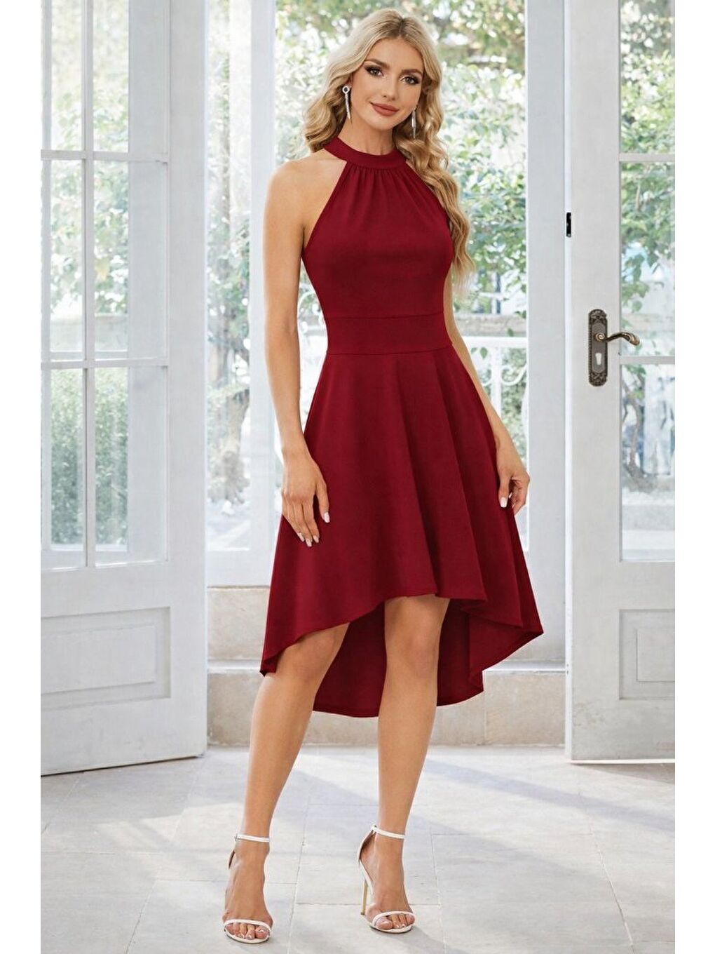 Kırmızı Kadın Omuzlardan Açık Boyundan Halka Detaylı Görünümlü Asimetrik Detaylı Kısa Ithal Krep Elbise-2