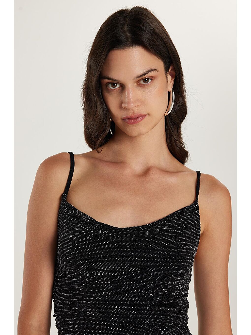 Karışık Kadın Slim Fit Dar Kesim Simli İnce Askılı Siyah Elbise-1