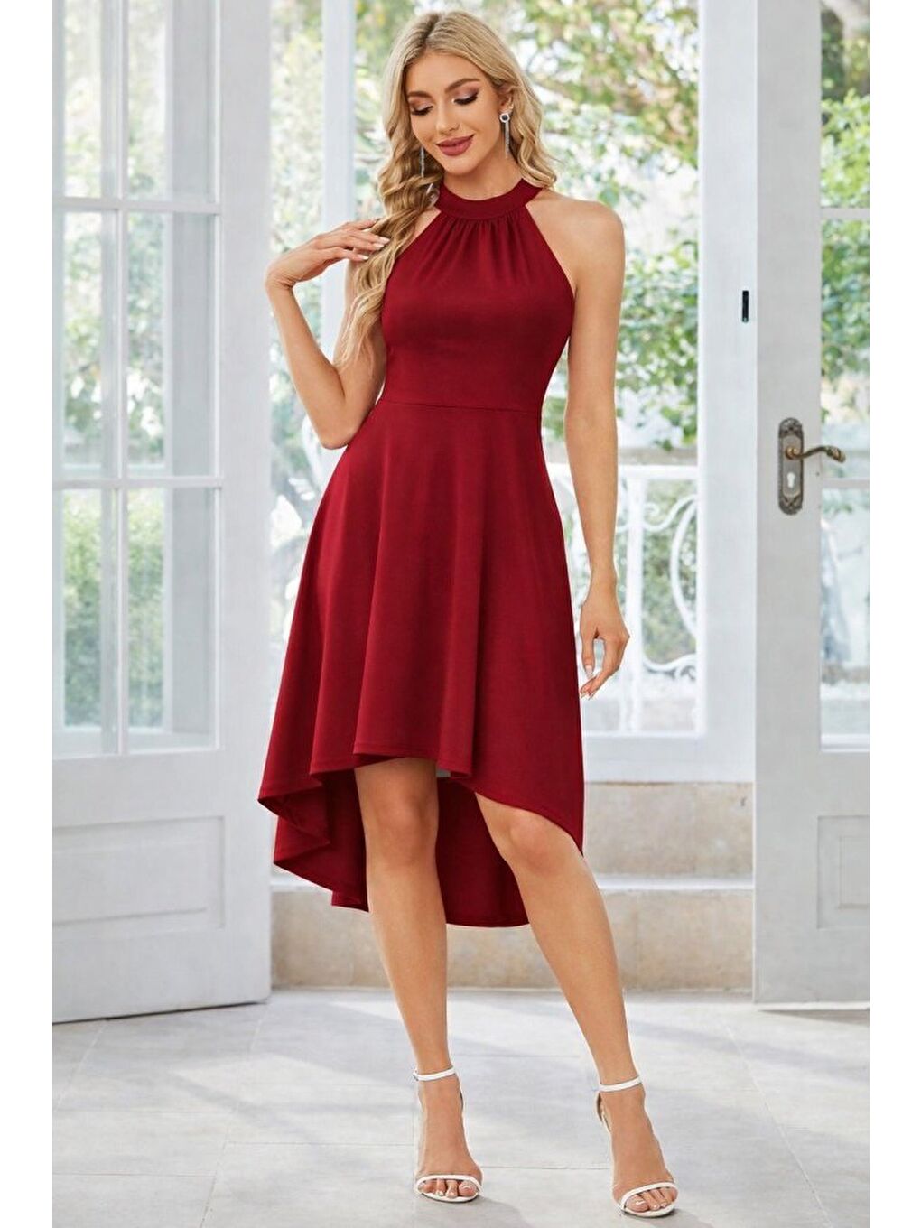 Kırmızı Kadın Omuzlardan Açık Boyundan Halka Detaylı Görünümlü Asimetrik Detaylı Kısa Ithal Krep Elbise-3