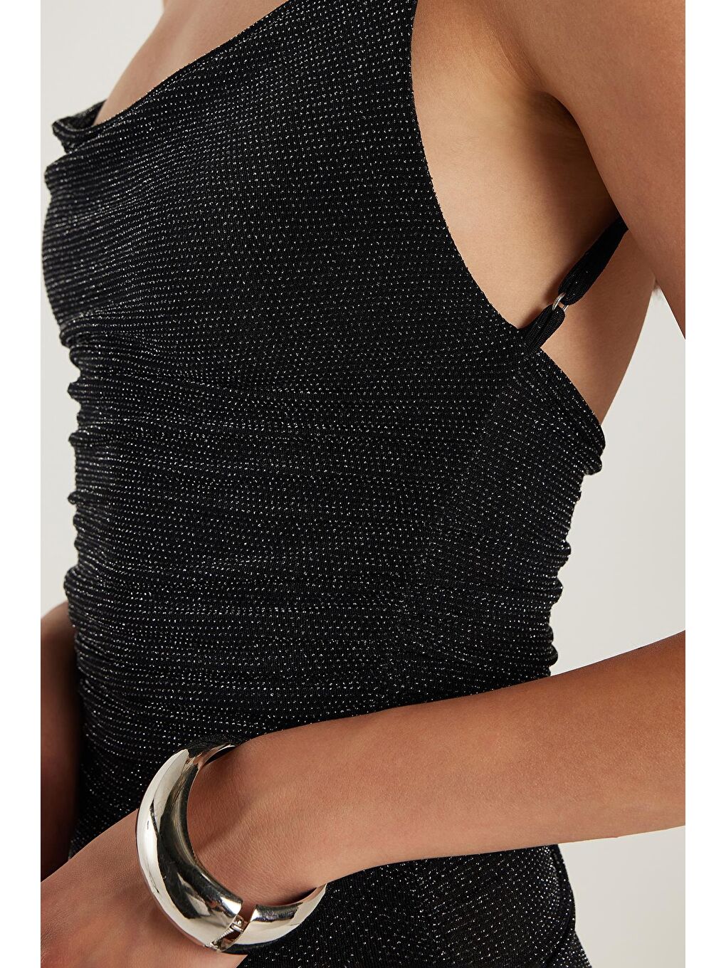 Karışık Kadın Slim Fit Dar Kesim Simli İnce Askılı Siyah Elbise-2