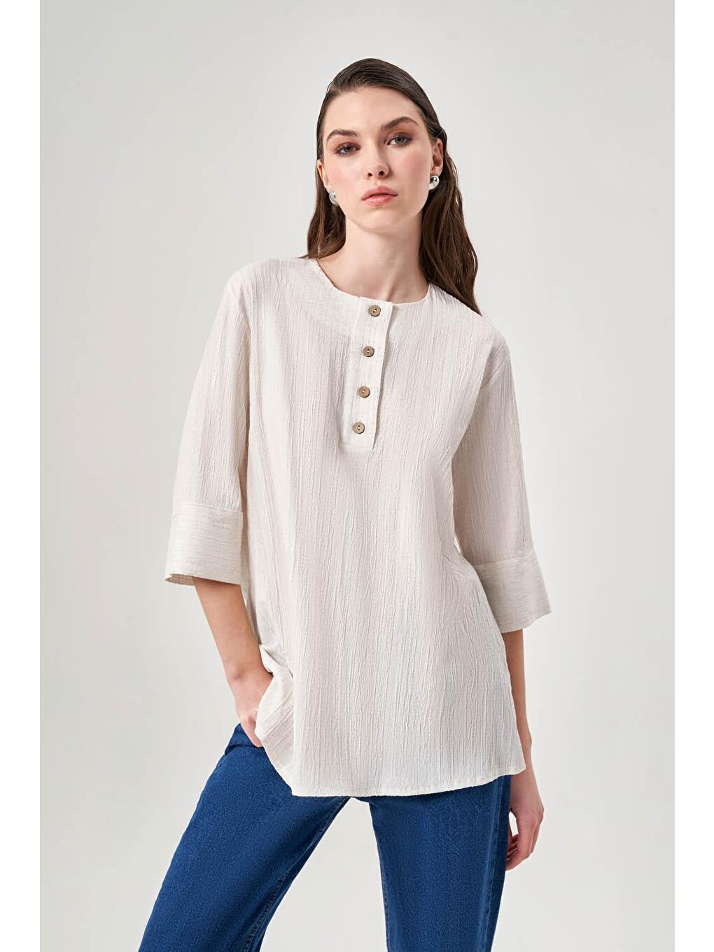 Patlı Büzgülü Bej Bluz-1