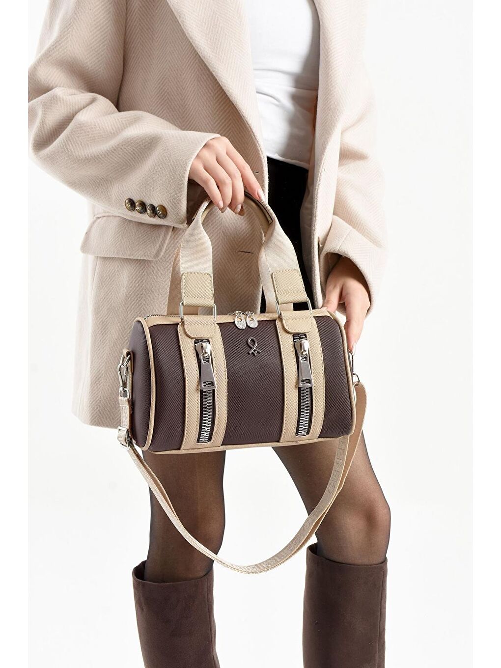 Kahverengi Pablo Garnili Silindir Lakost Kadın Omuz Çantası BP-4864O