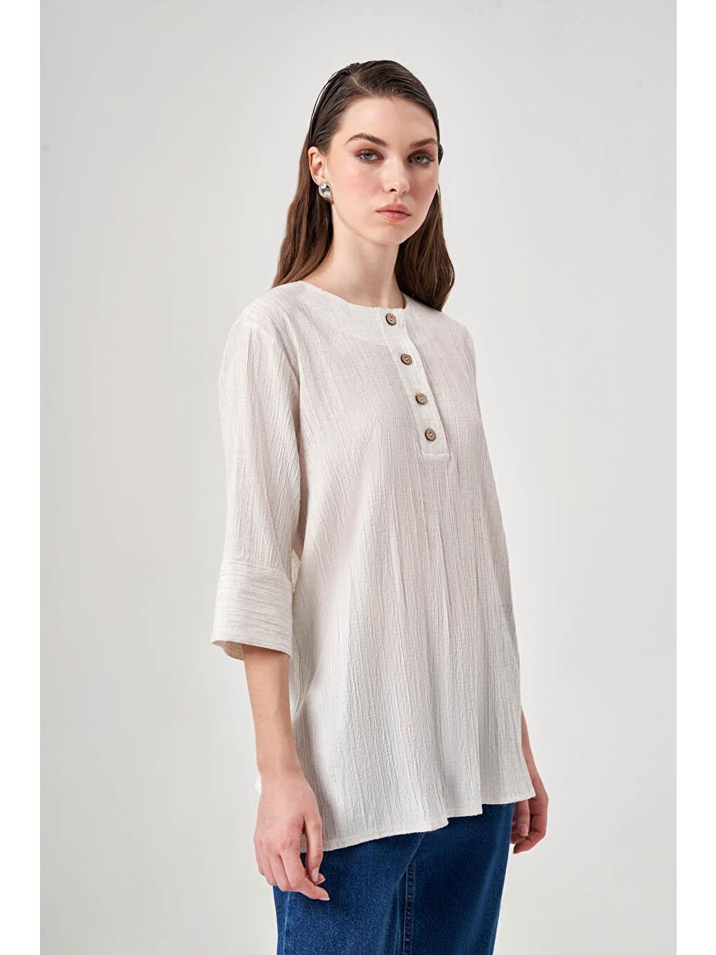 Patlı Büzgülü Bej Bluz-2