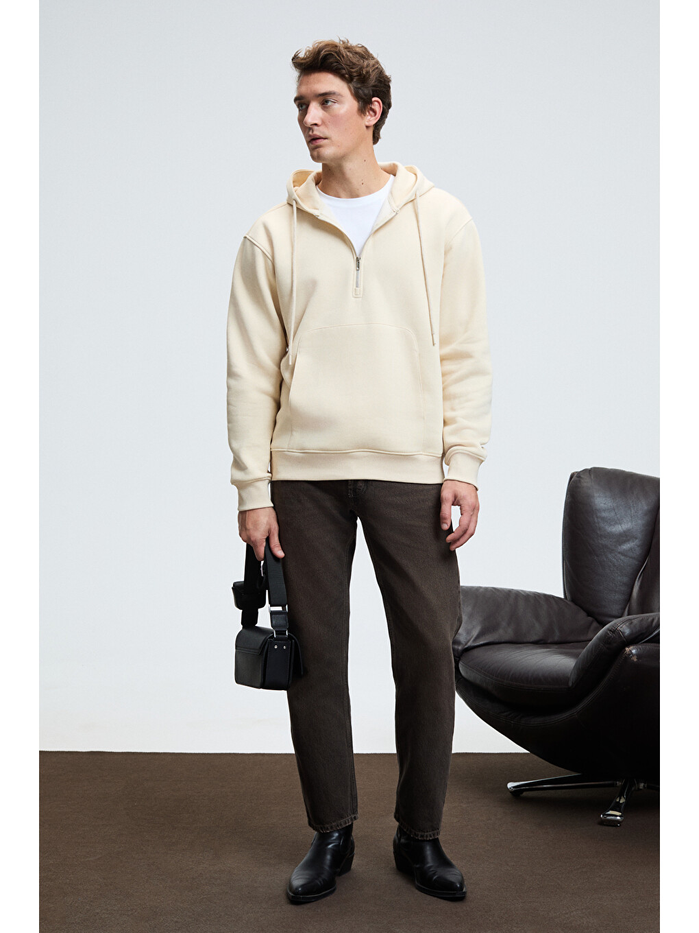 Ekru Justus Erkek Kapüşonlu Kanguru Cepli Fermuar Yakalı Krem Sweatshirt-1