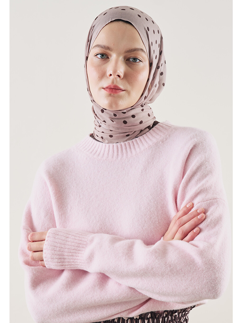 Pembe Small Polka Dots Desen Rami Şal Gül Kurusu