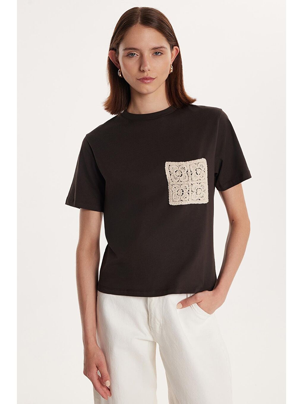 Kadın Relax Fit Rahat Kesim %100 Pamuk Baskılı Bisiklet Yaka Kahverengi Tişört-1