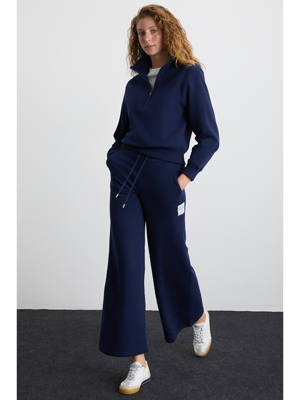 Saılenıs Kadın Yumuşacık İçi Şardonlu Organik Pamuk Yarım Fermuarlı Regular Lacivert Sweatshirt-3