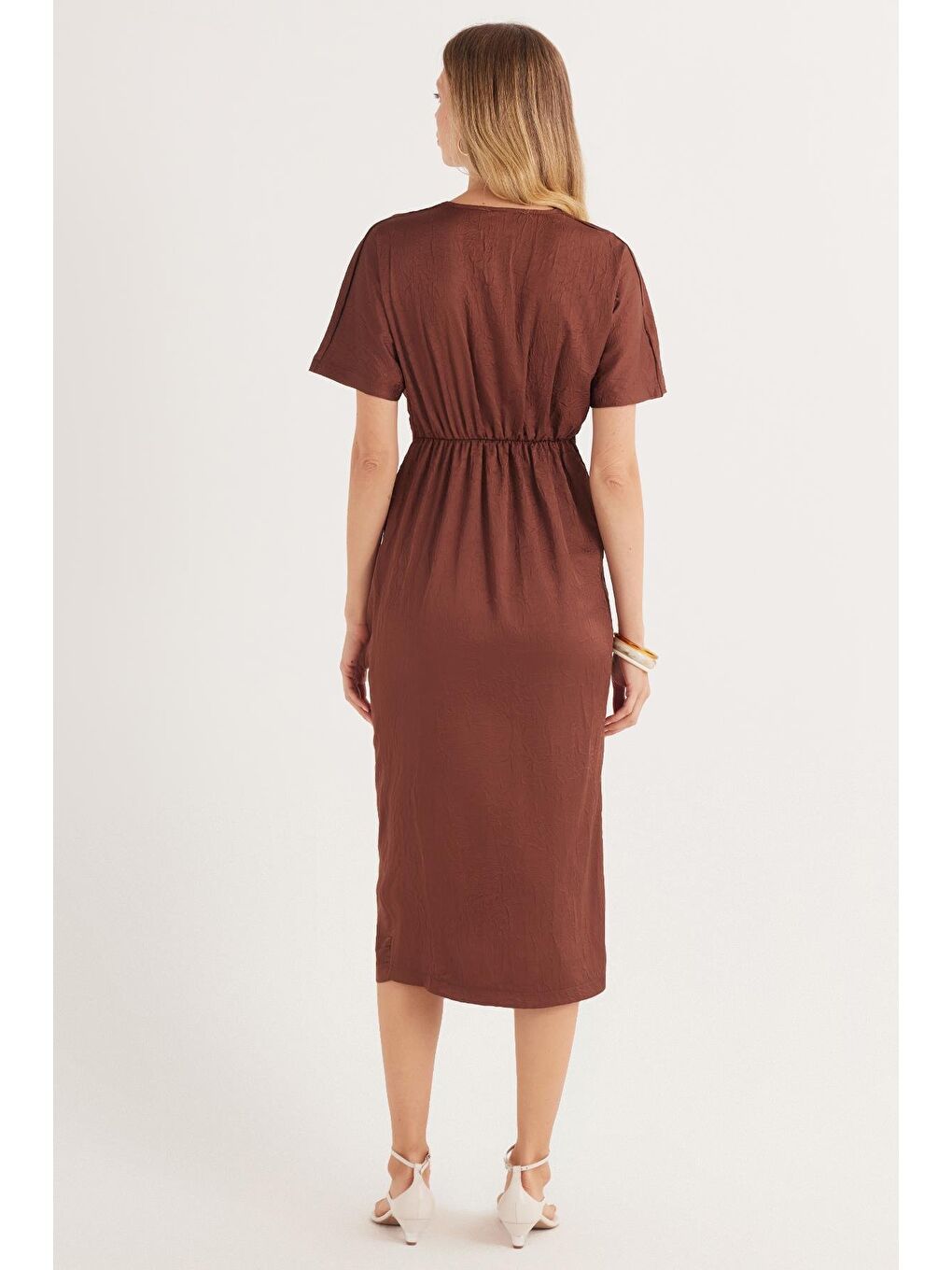 Kadın Slim Fit Dar Kesim Kısa Kollu V Yaka Kahverengi Elbise-6