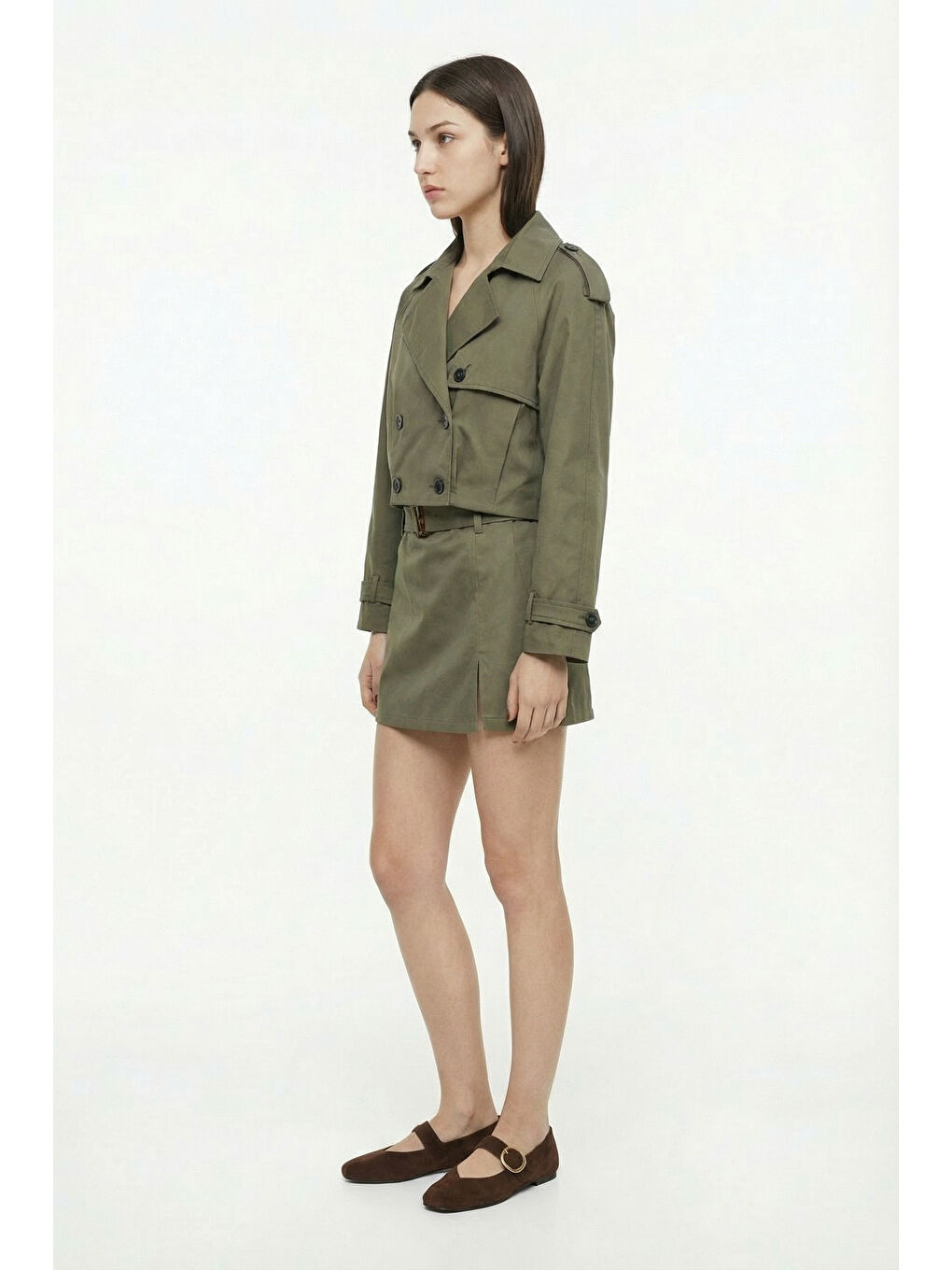 Kemerli Ön Yırtmaçlı Mini Şort Etek Haki